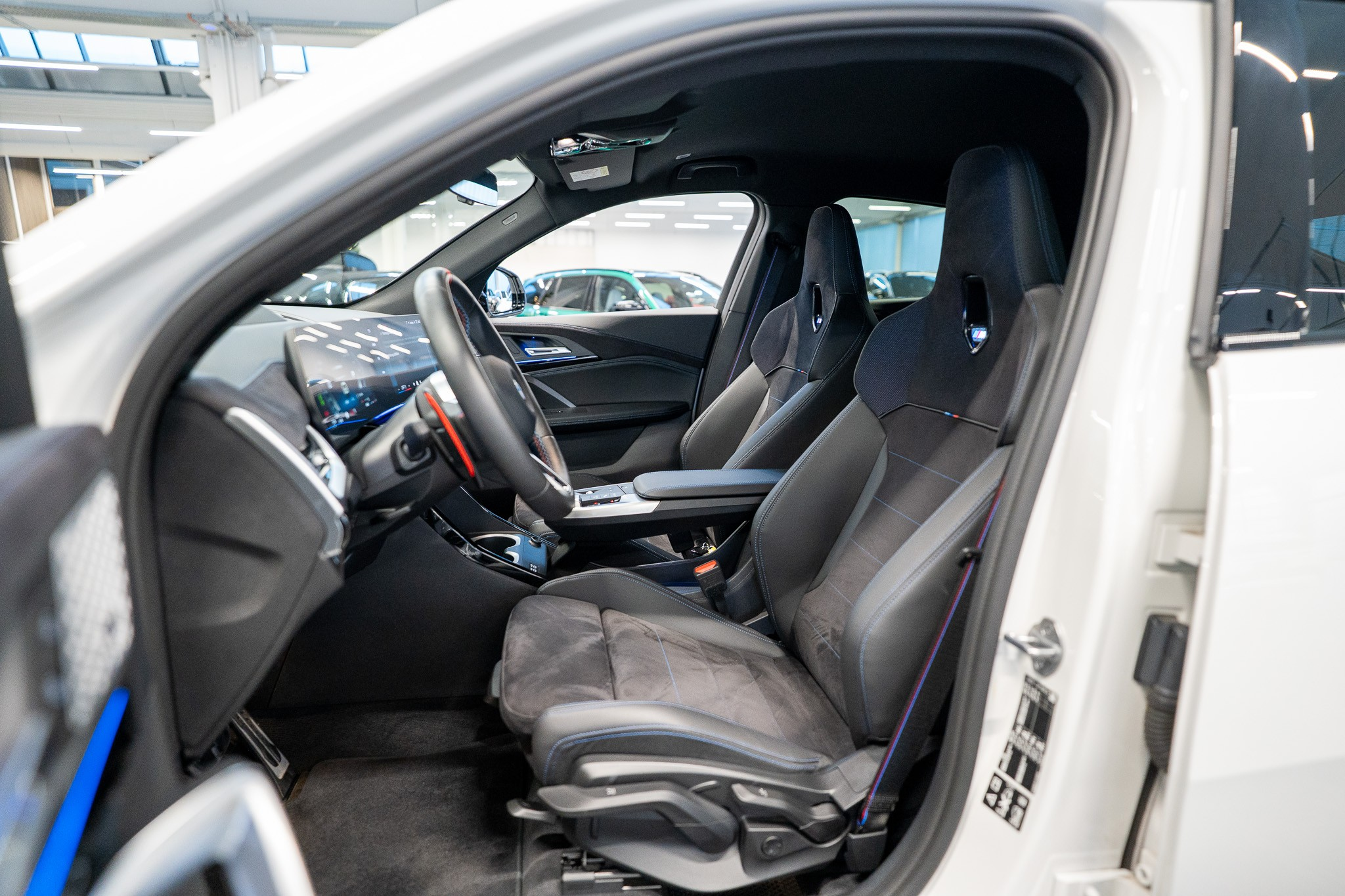 listing desktop thumbnail image 9