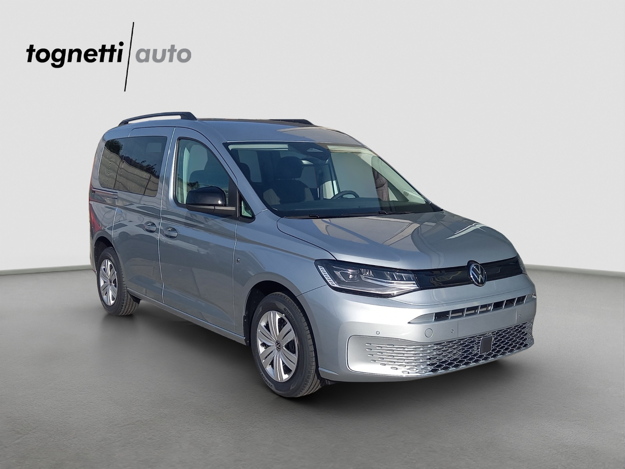 listing desktop thumbnail image 1