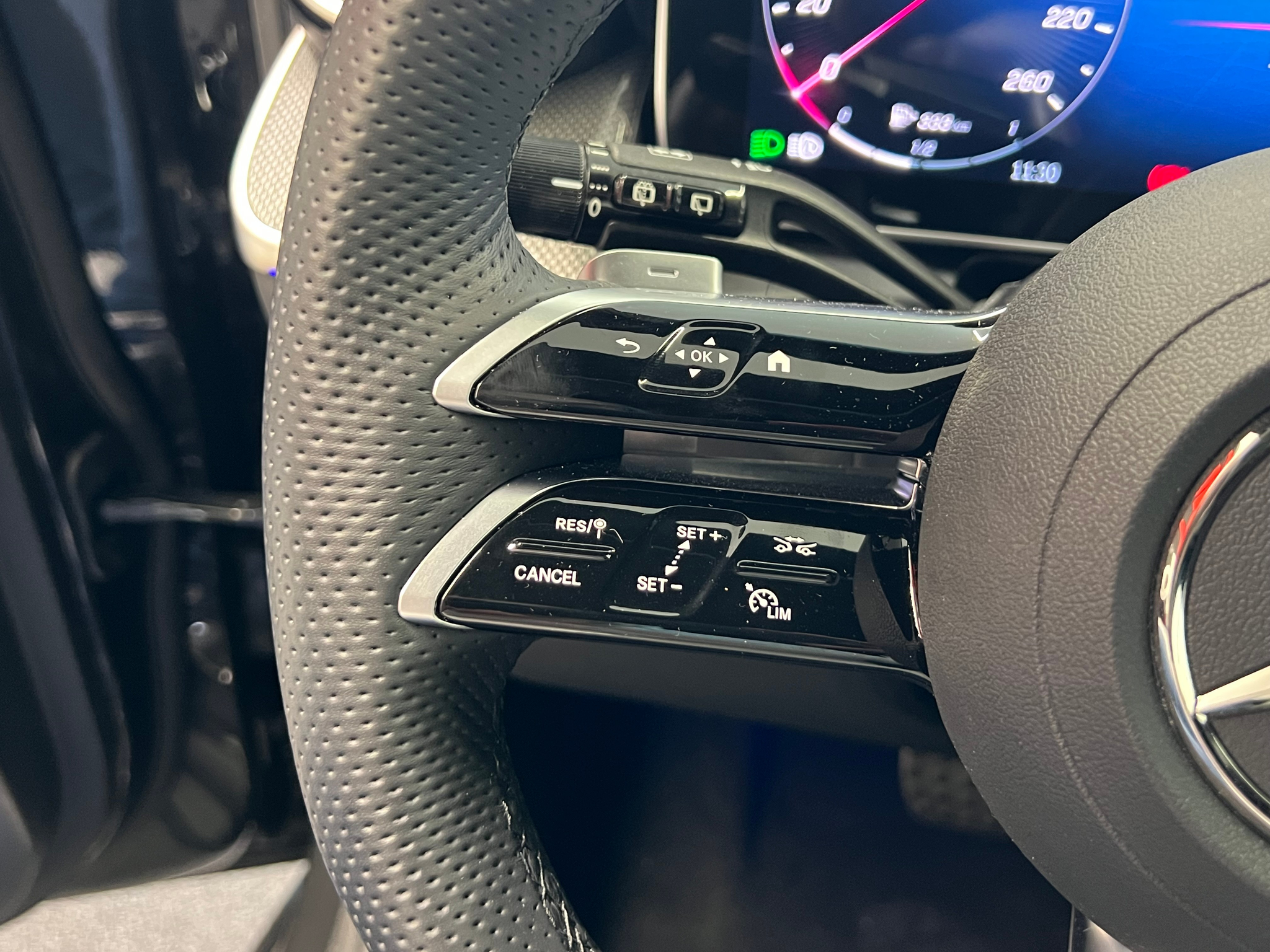 listing desktop thumbnail image 28