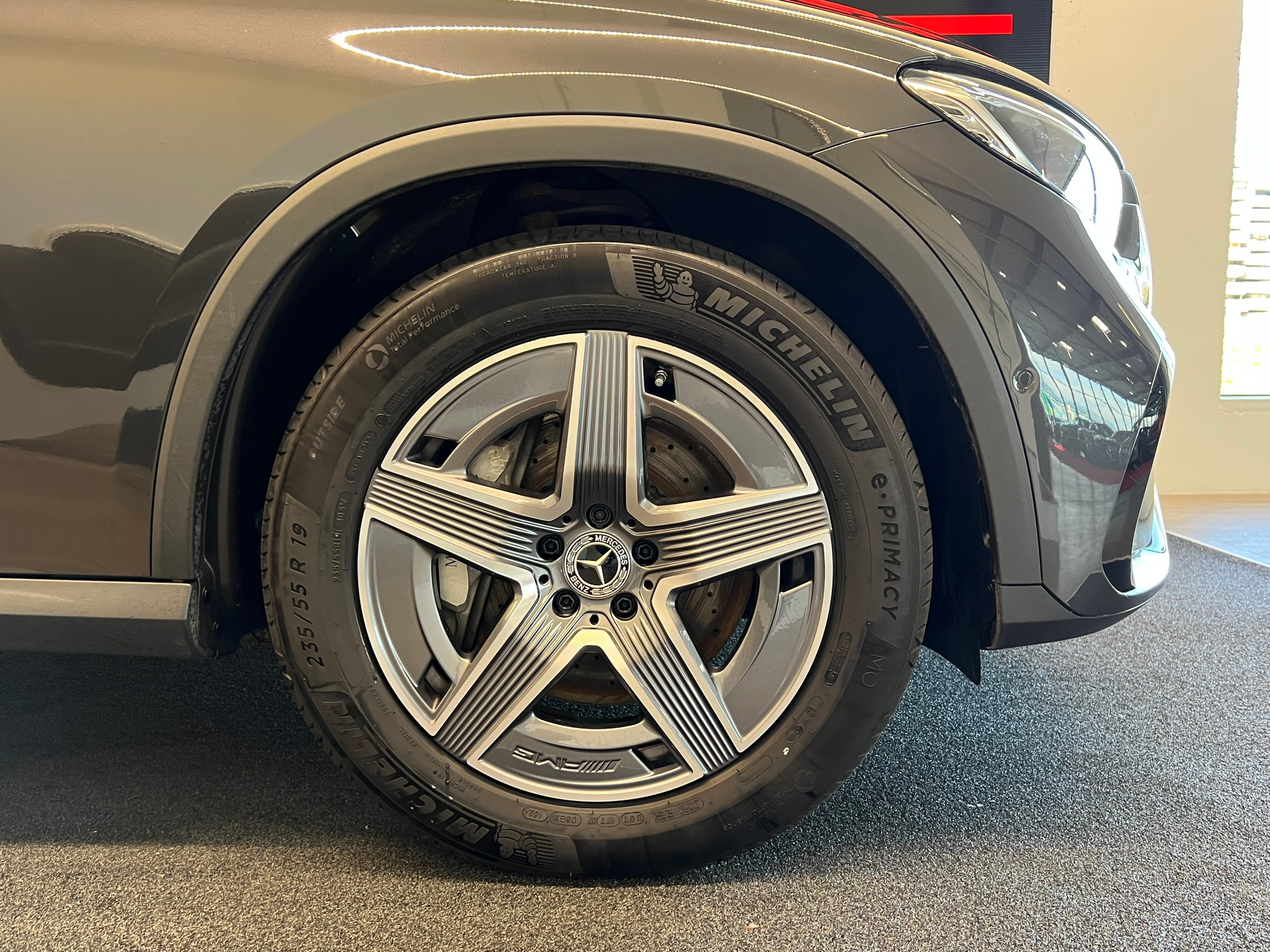 listing desktop thumbnail image 5