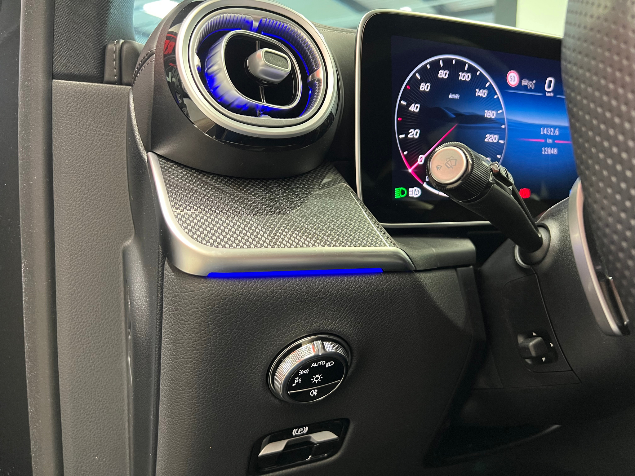 listing desktop thumbnail image 29