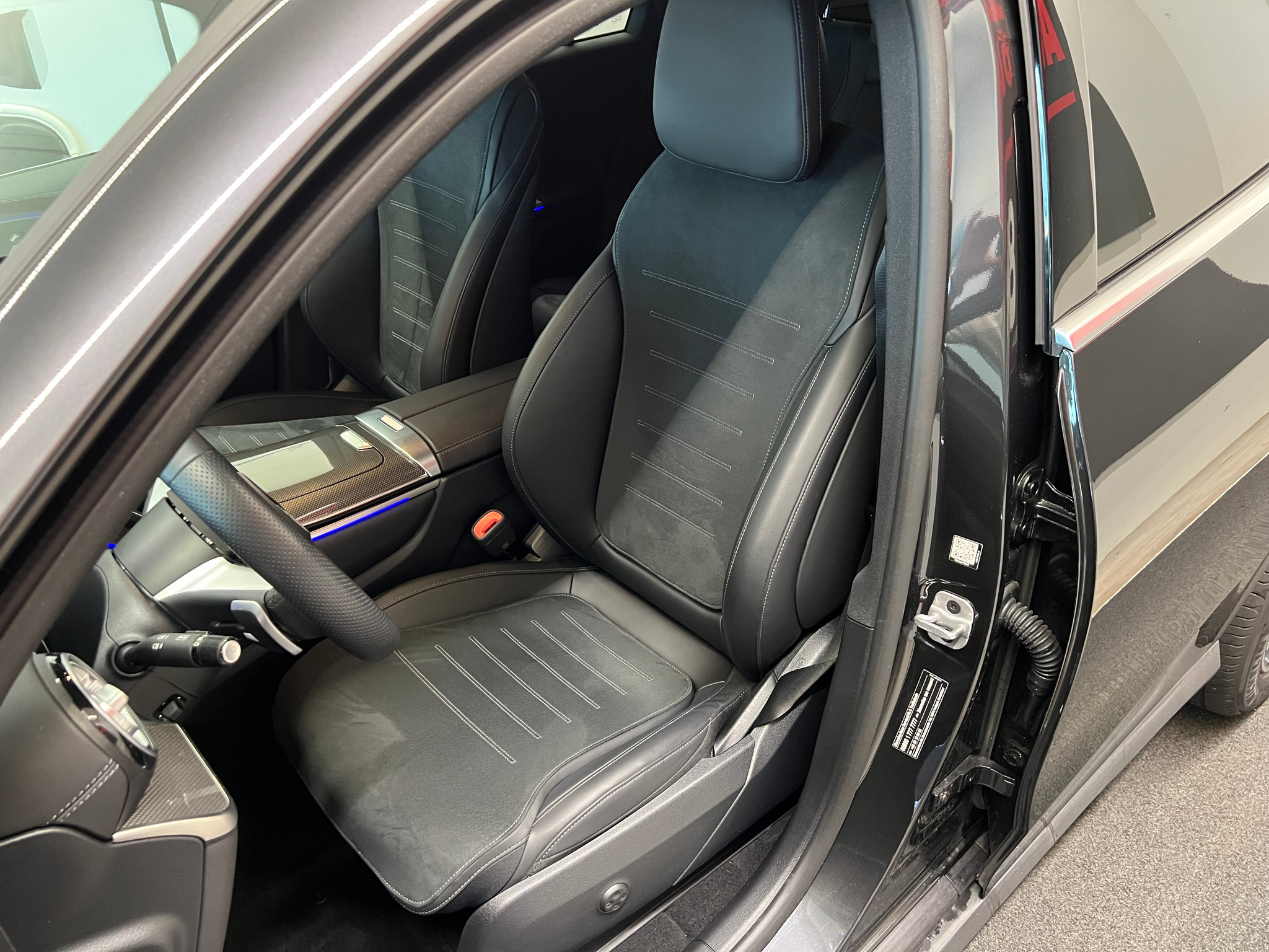 listing desktop thumbnail image 15