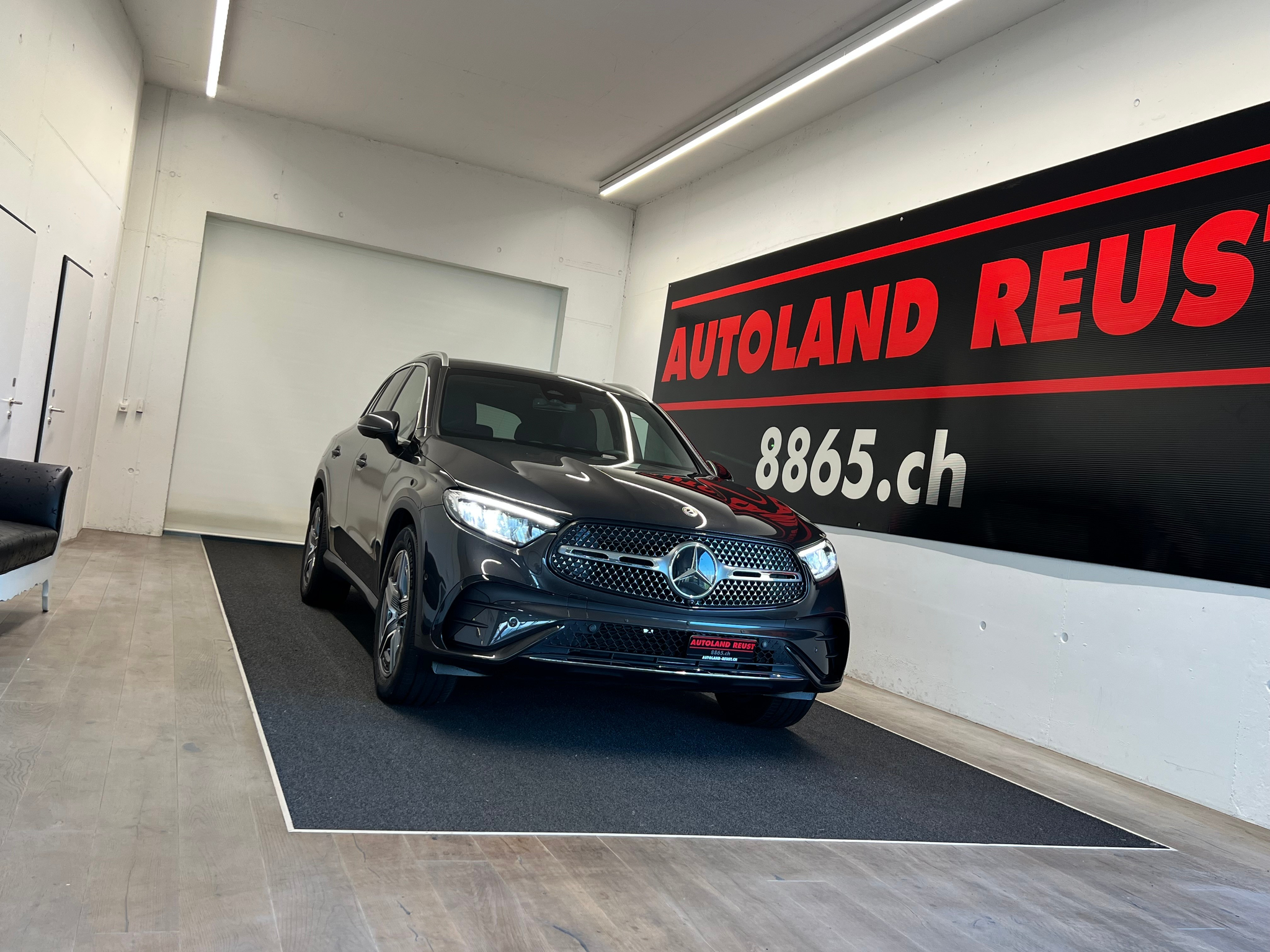 listing desktop thumbnail image 0