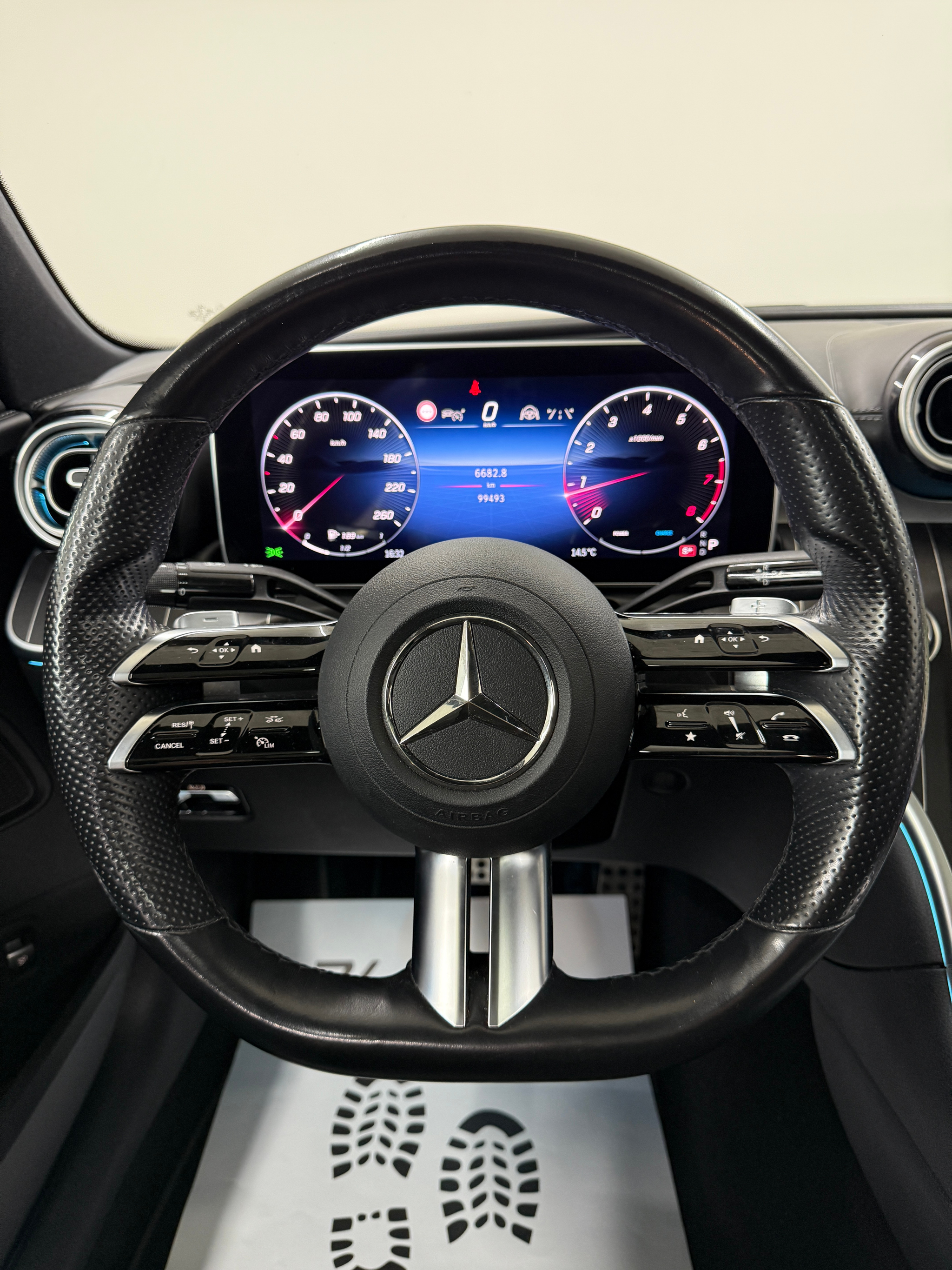 listing desktop thumbnail image 12