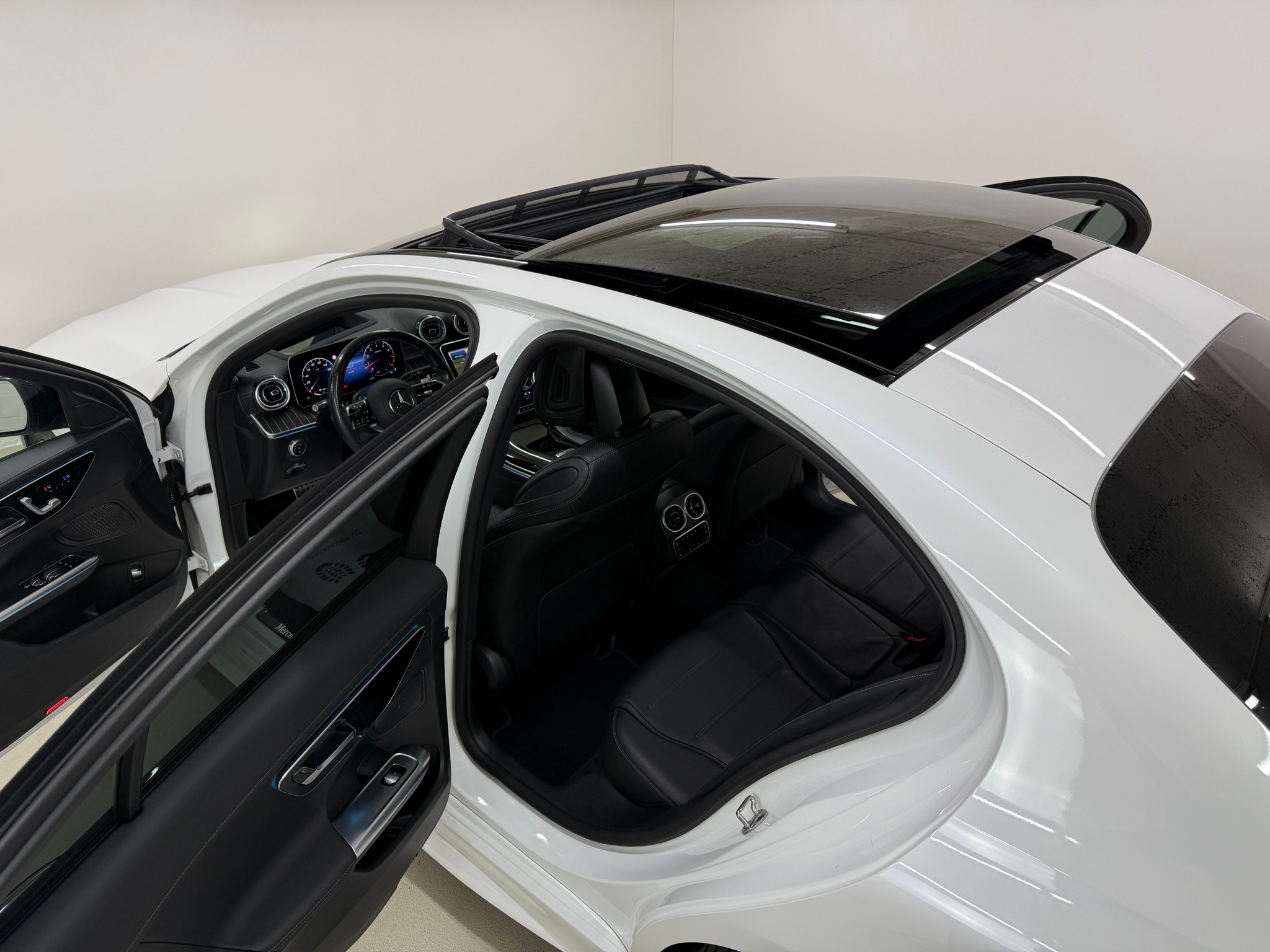 listing desktop thumbnail image 7