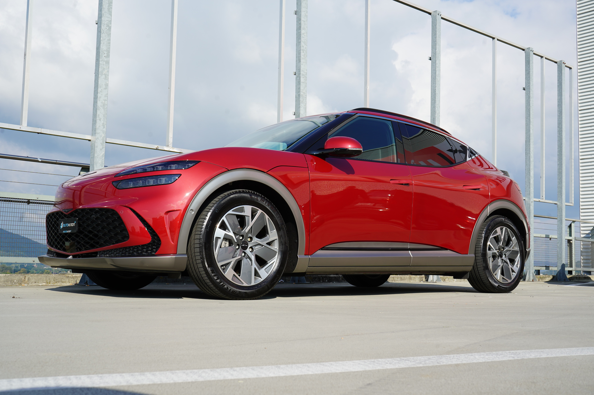 listing desktop thumbnail image 11