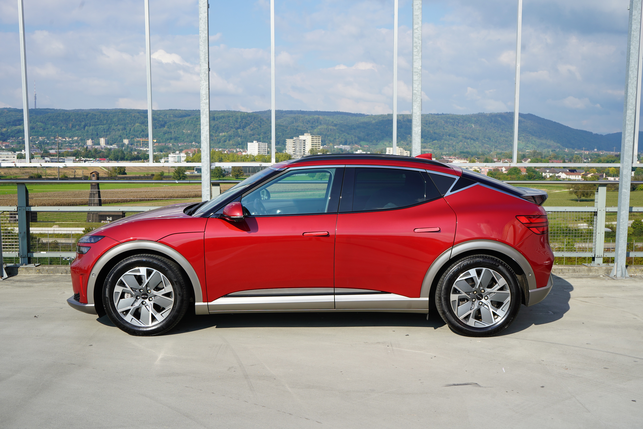 listing desktop thumbnail image 5