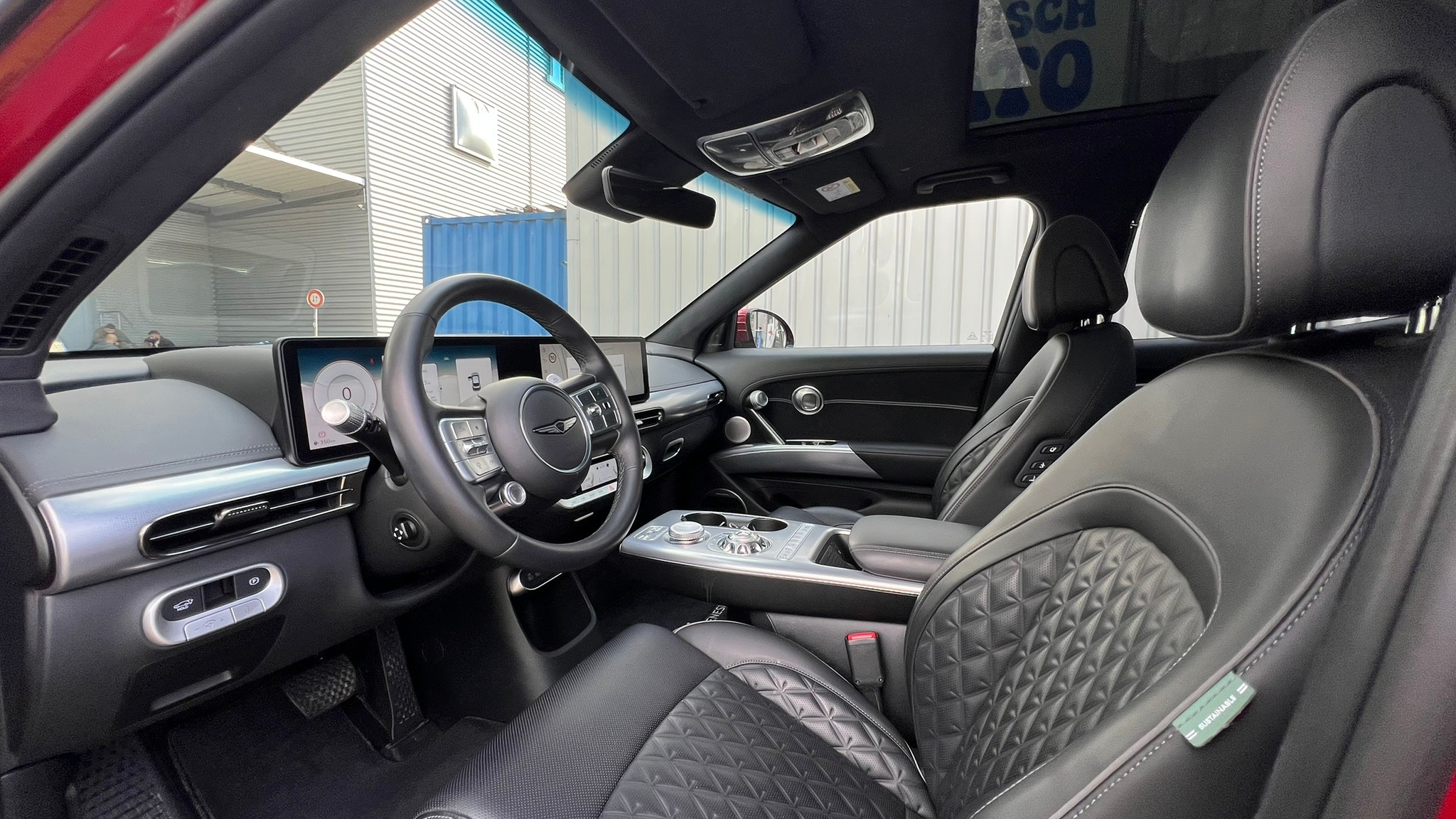 listing desktop thumbnail image 25