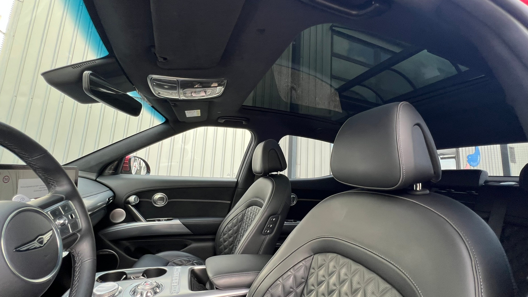 listing desktop thumbnail image 23