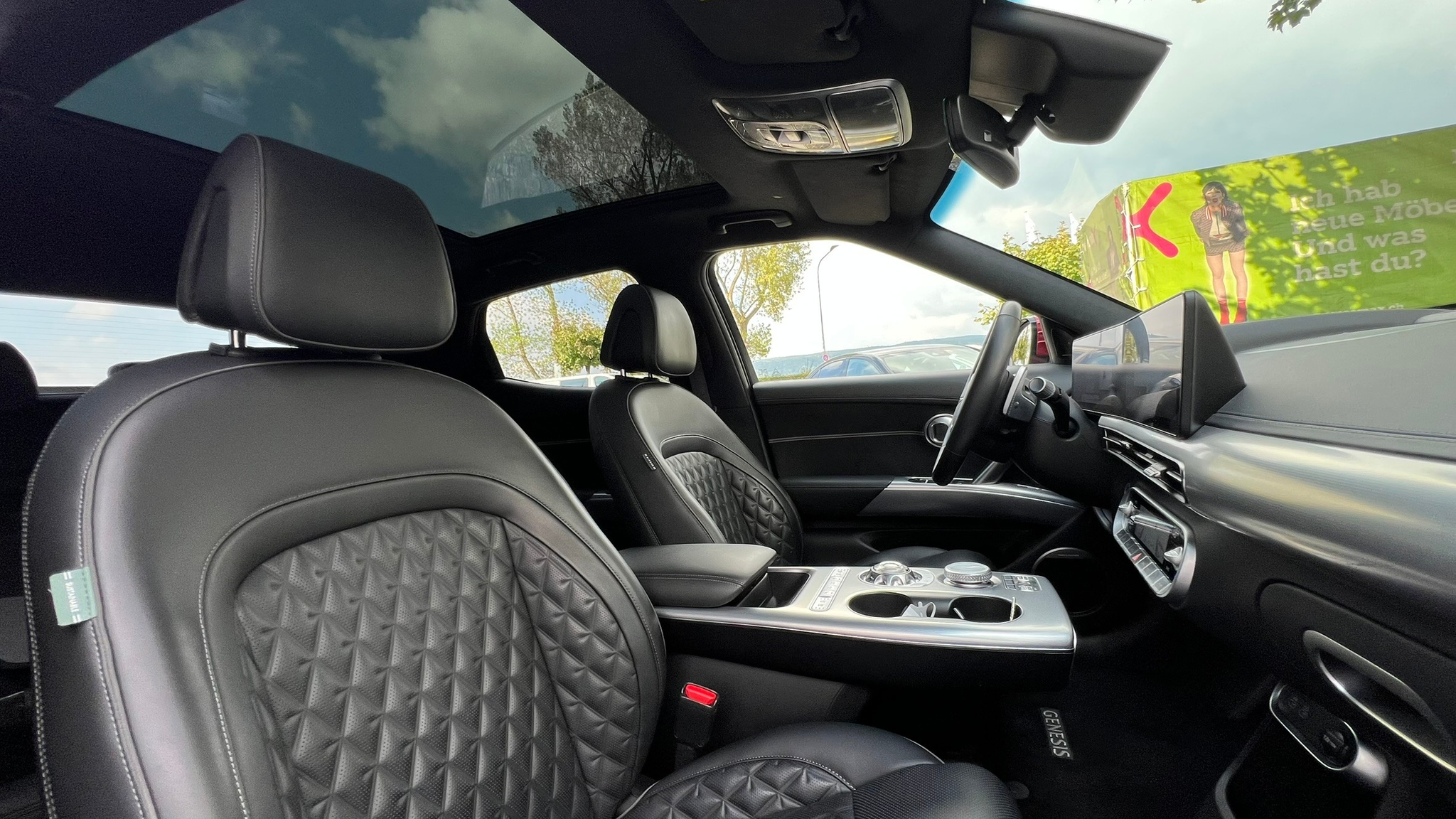 listing desktop thumbnail image 24