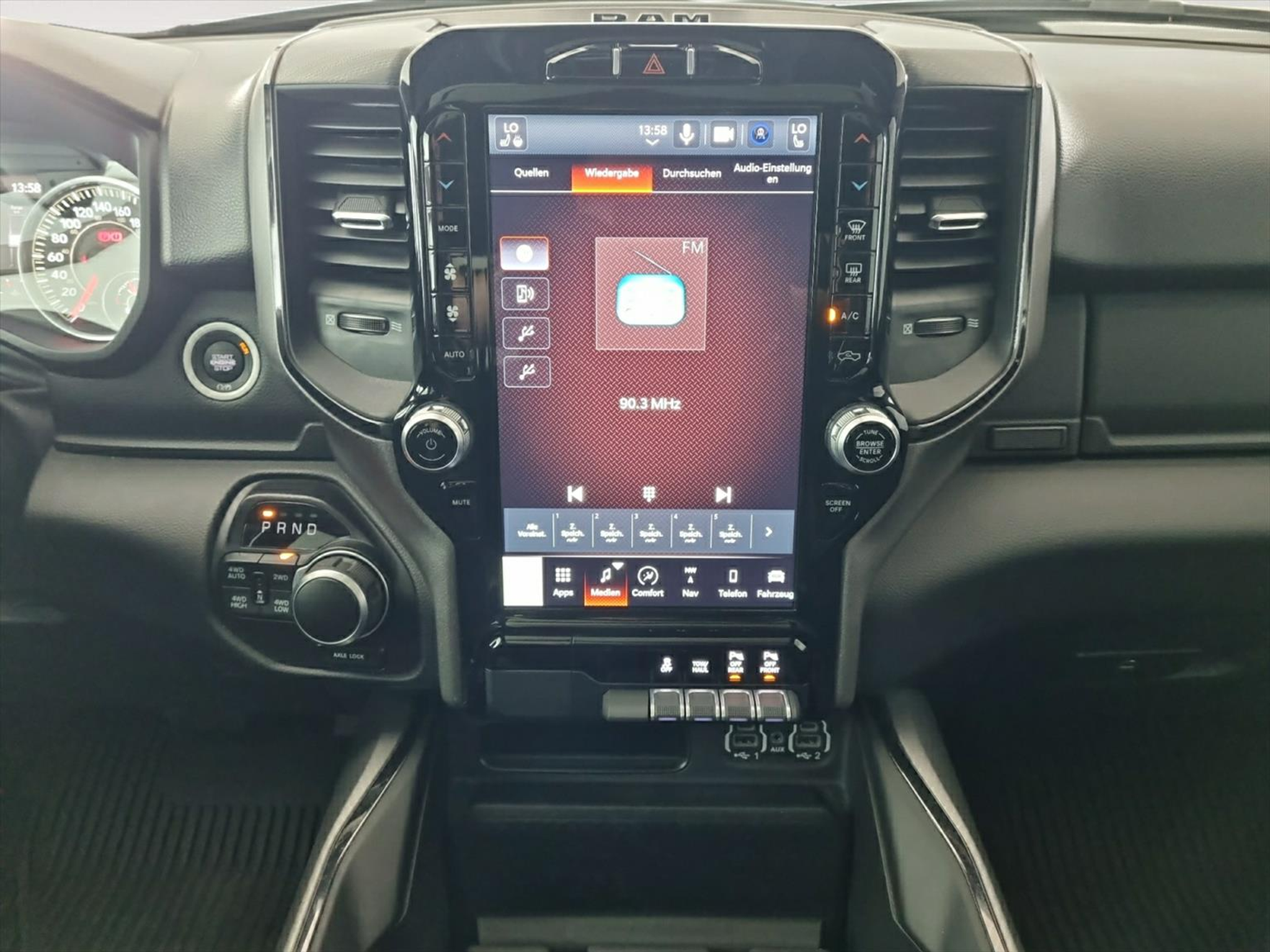 listing desktop thumbnail image 7