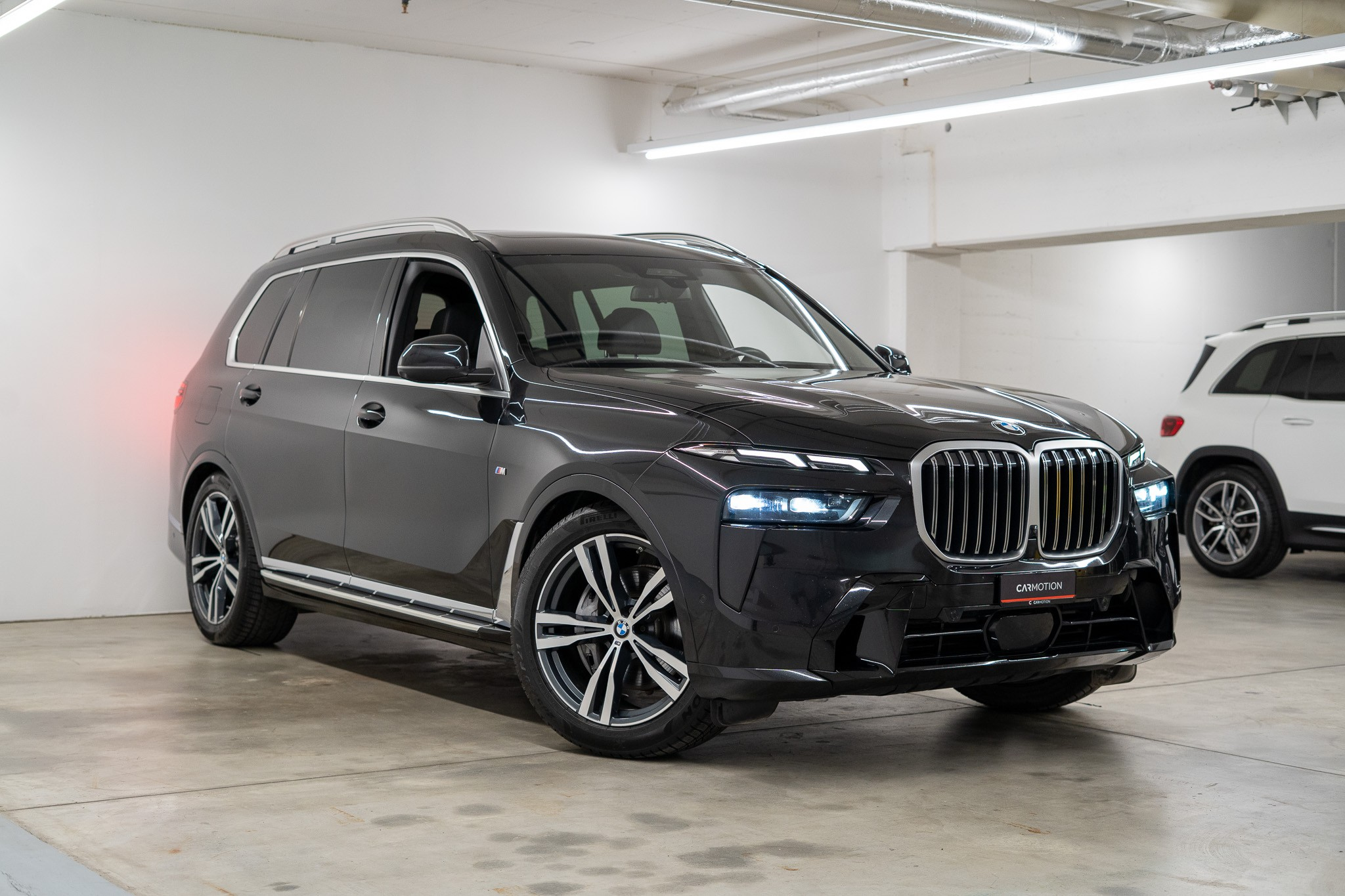 listing desktop thumbnail image 2