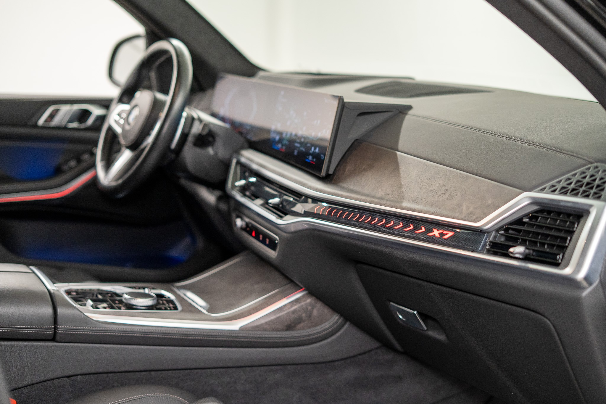 listing desktop thumbnail image 19