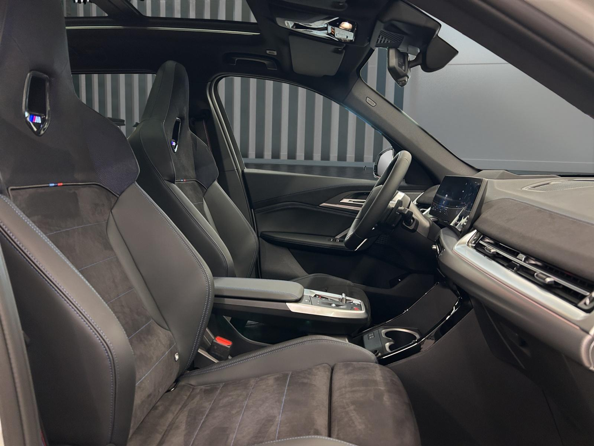 listing desktop thumbnail image 13