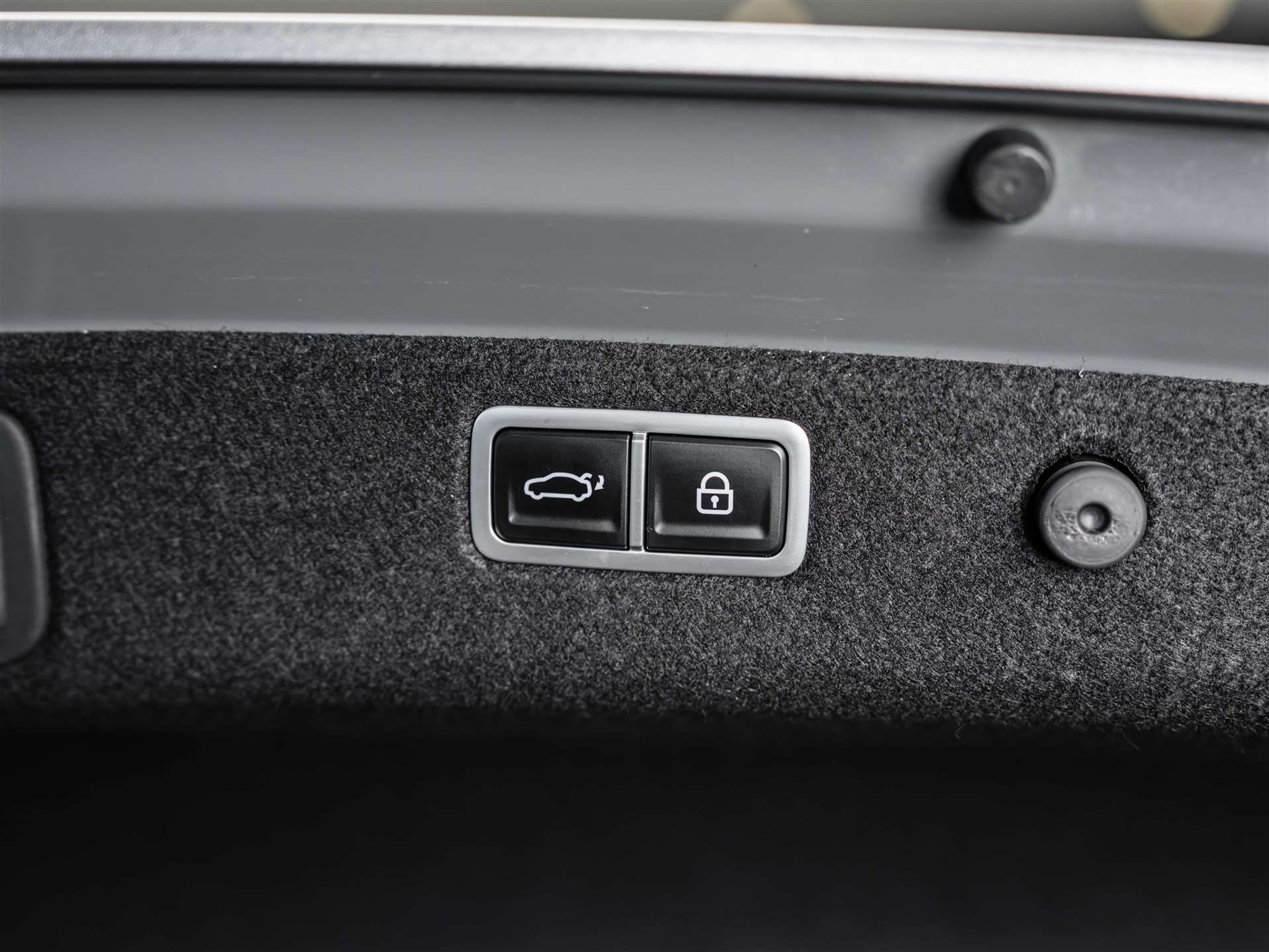 listing desktop thumbnail image 41