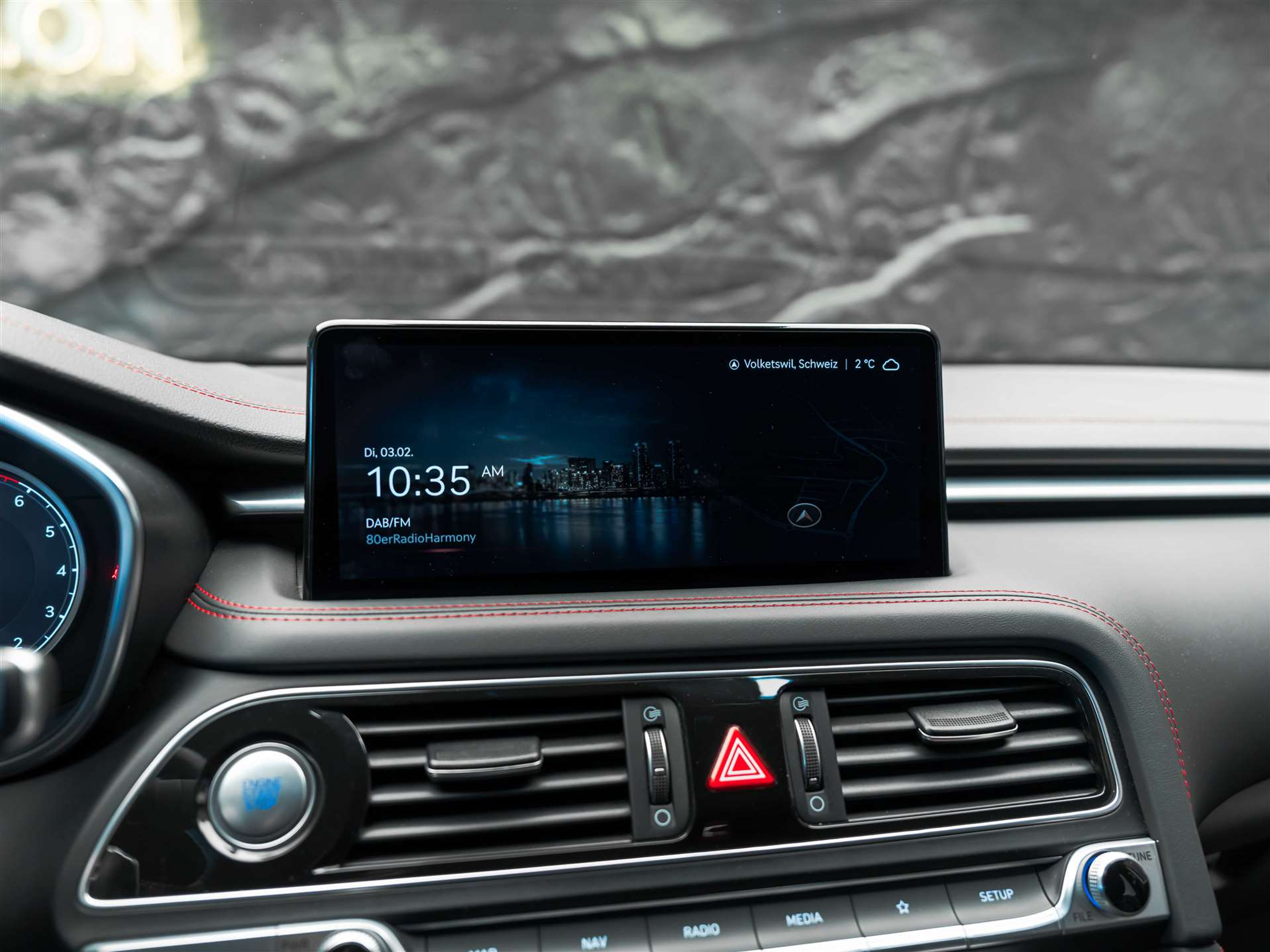 listing desktop thumbnail image 31