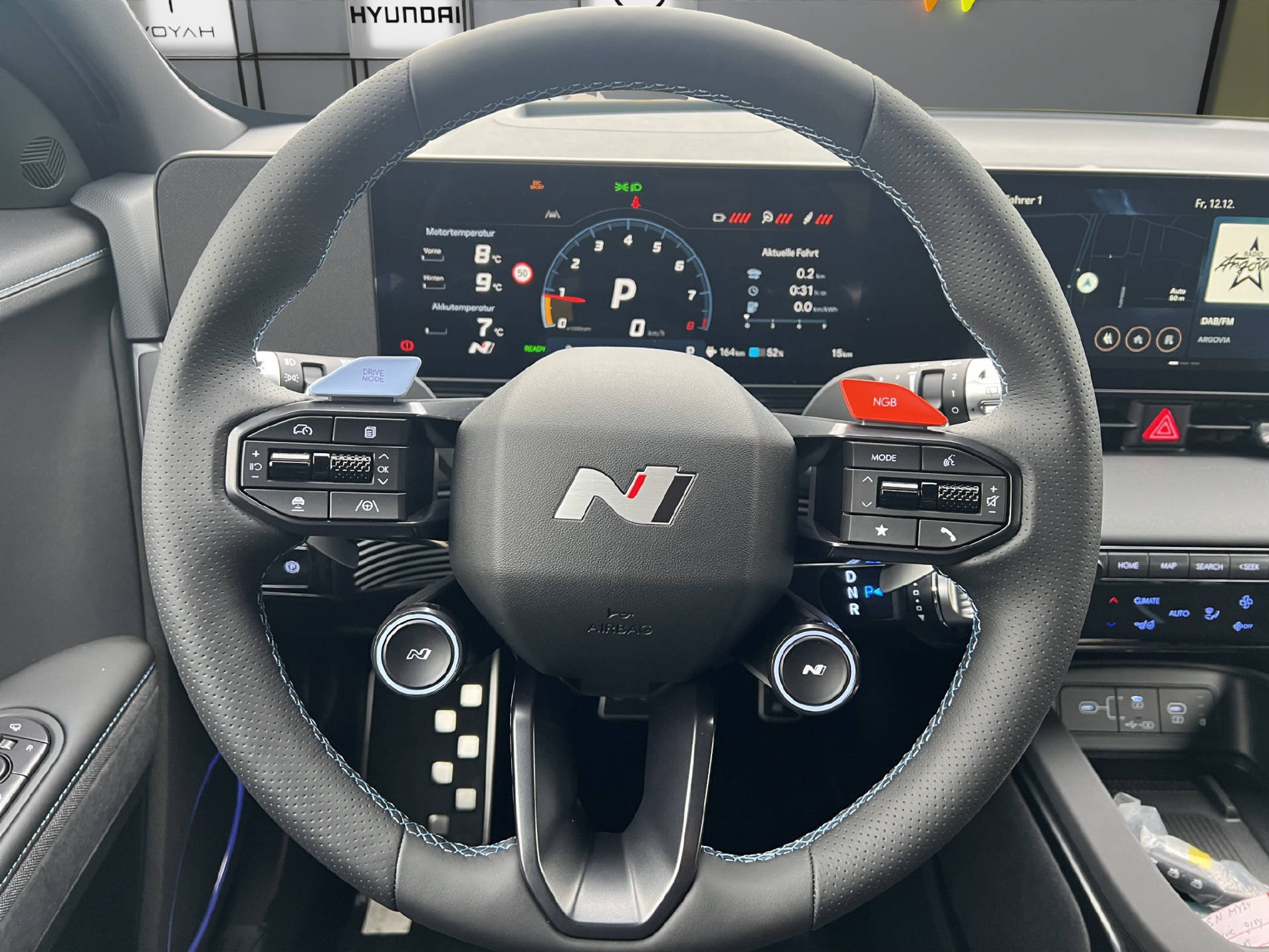 listing desktop thumbnail image 9