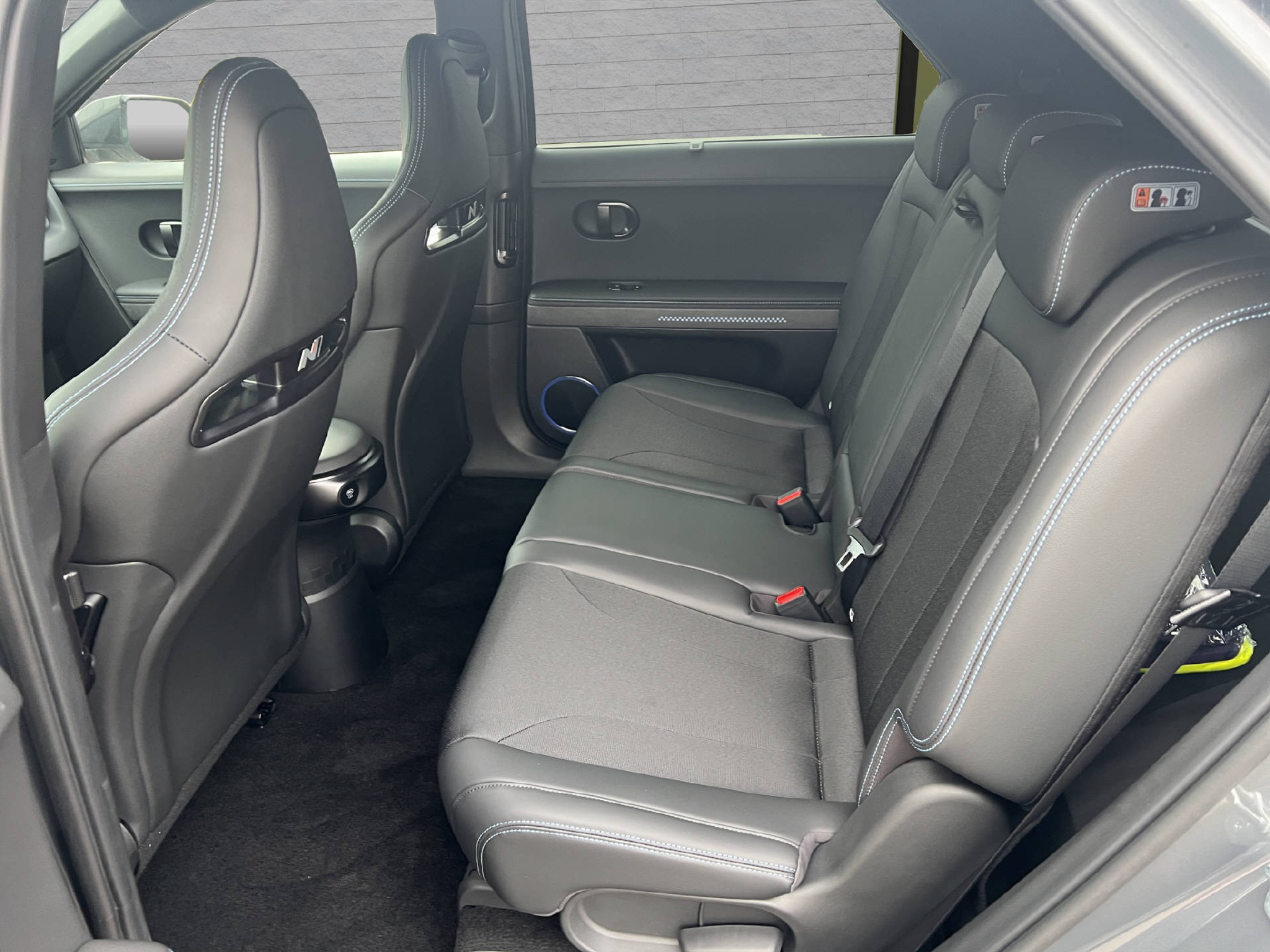 listing desktop thumbnail image 14