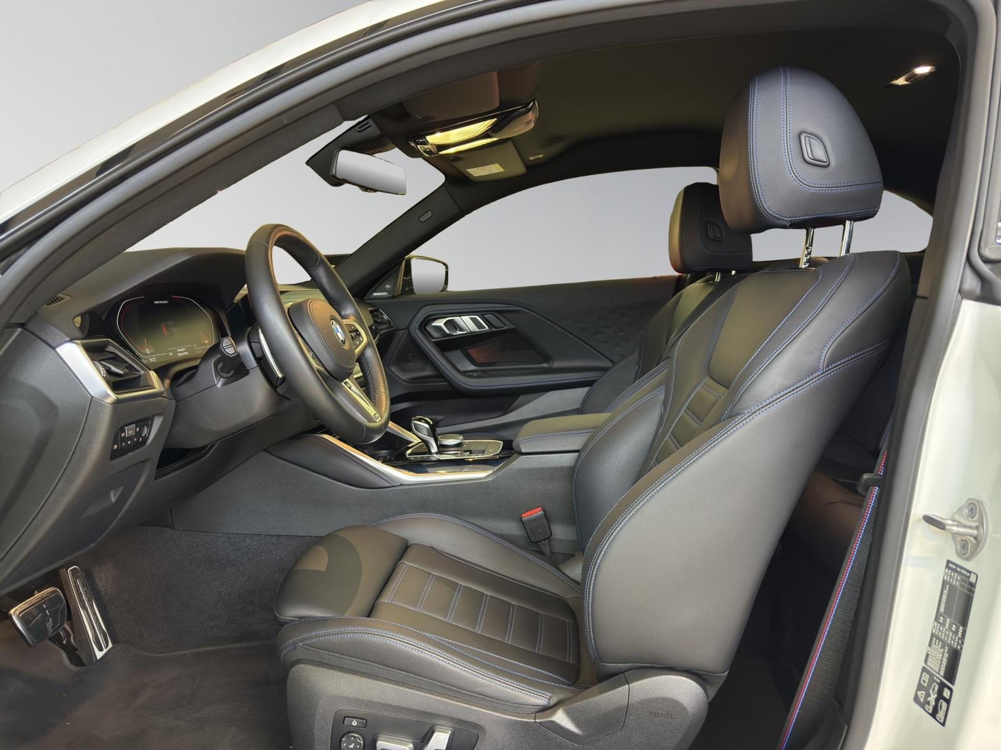 listing desktop thumbnail image 11