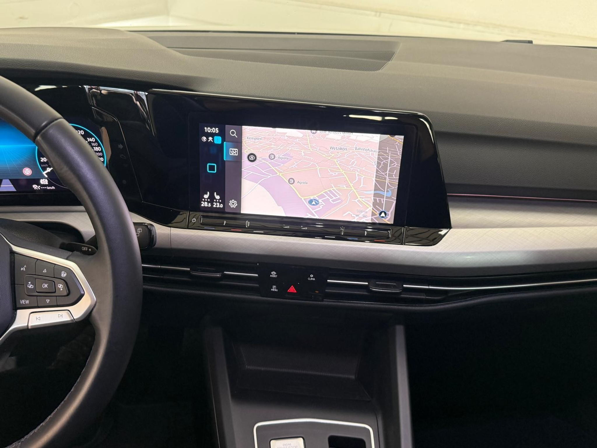 listing desktop thumbnail image 11