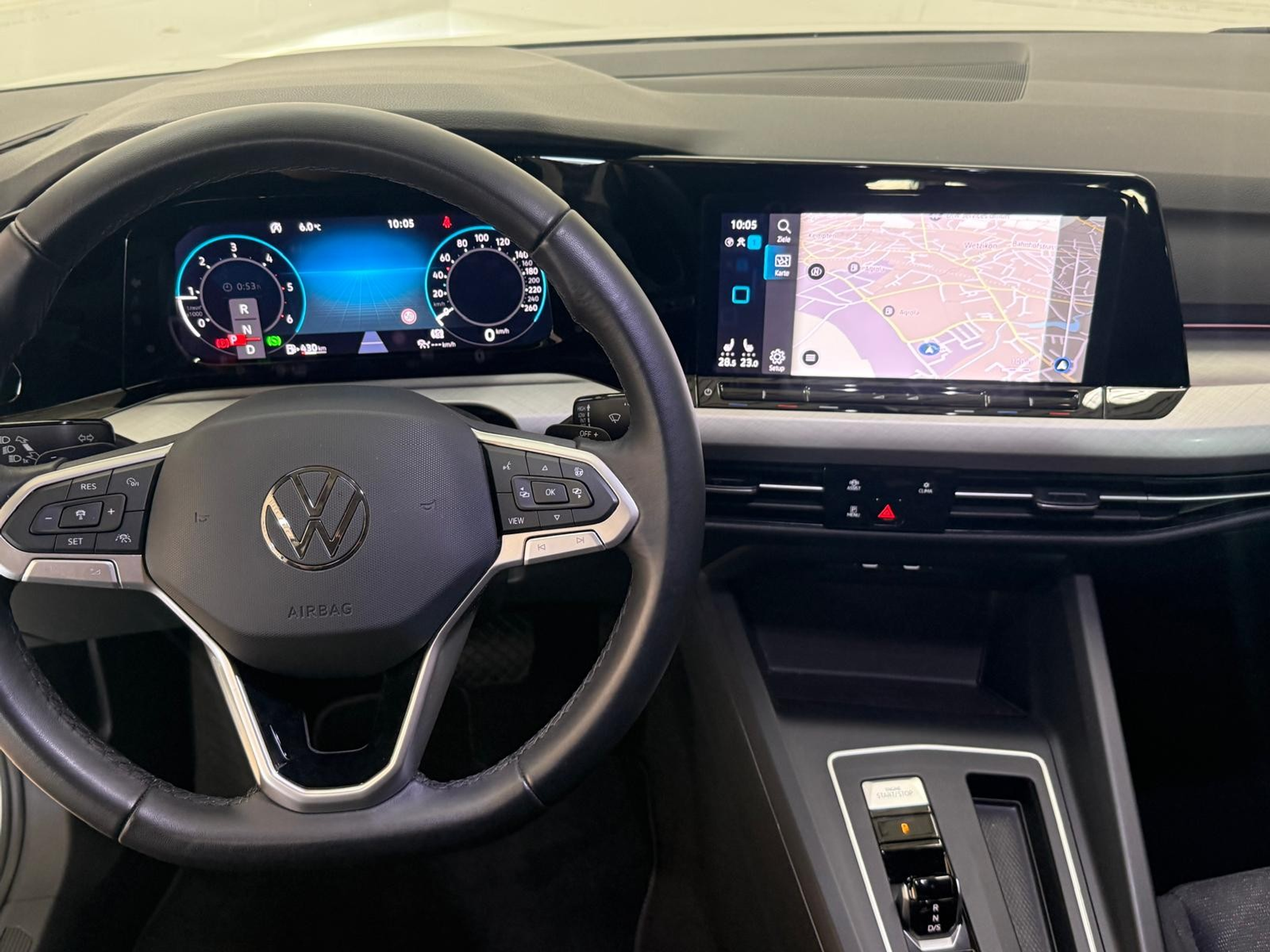 listing desktop thumbnail image 7