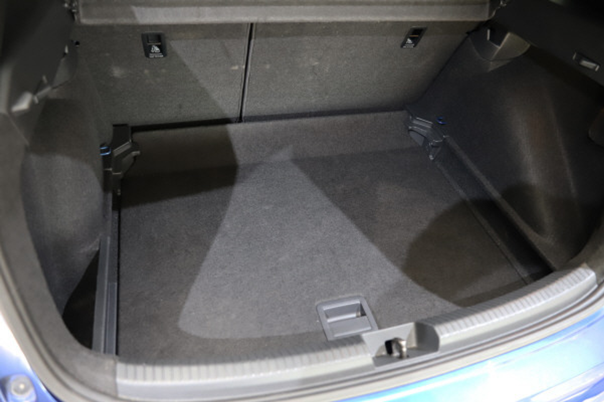 listing desktop thumbnail image 11