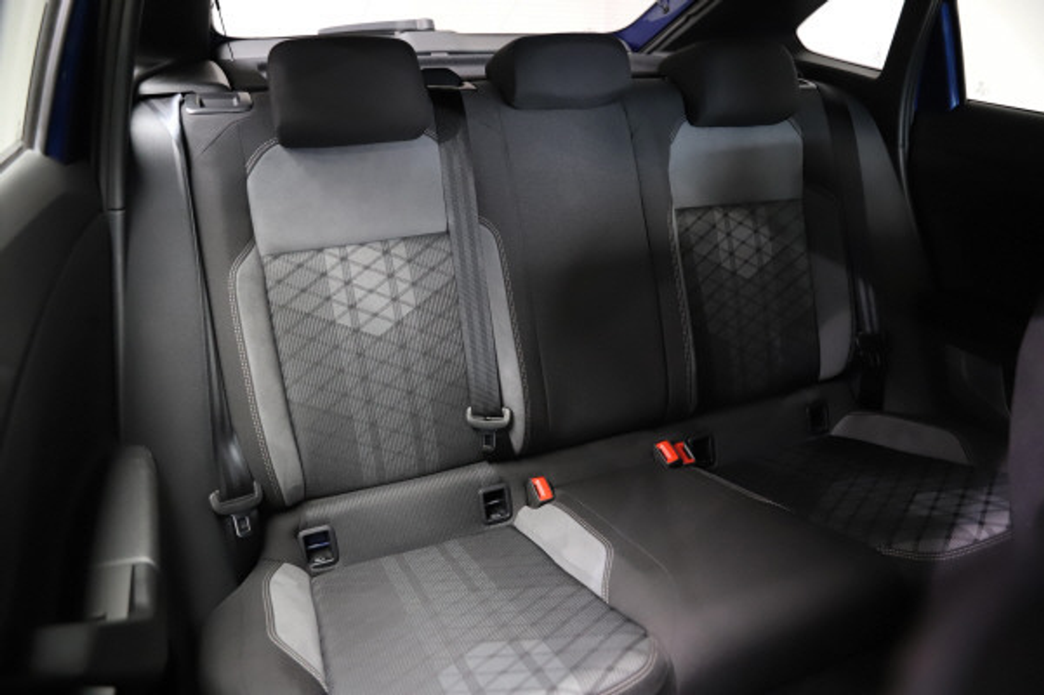 listing desktop thumbnail image 10