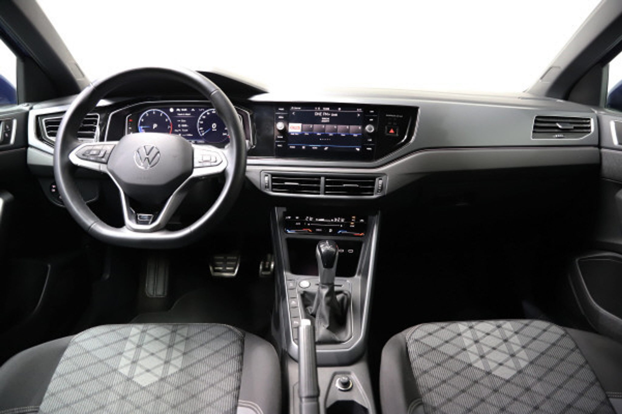 listing desktop thumbnail image 9