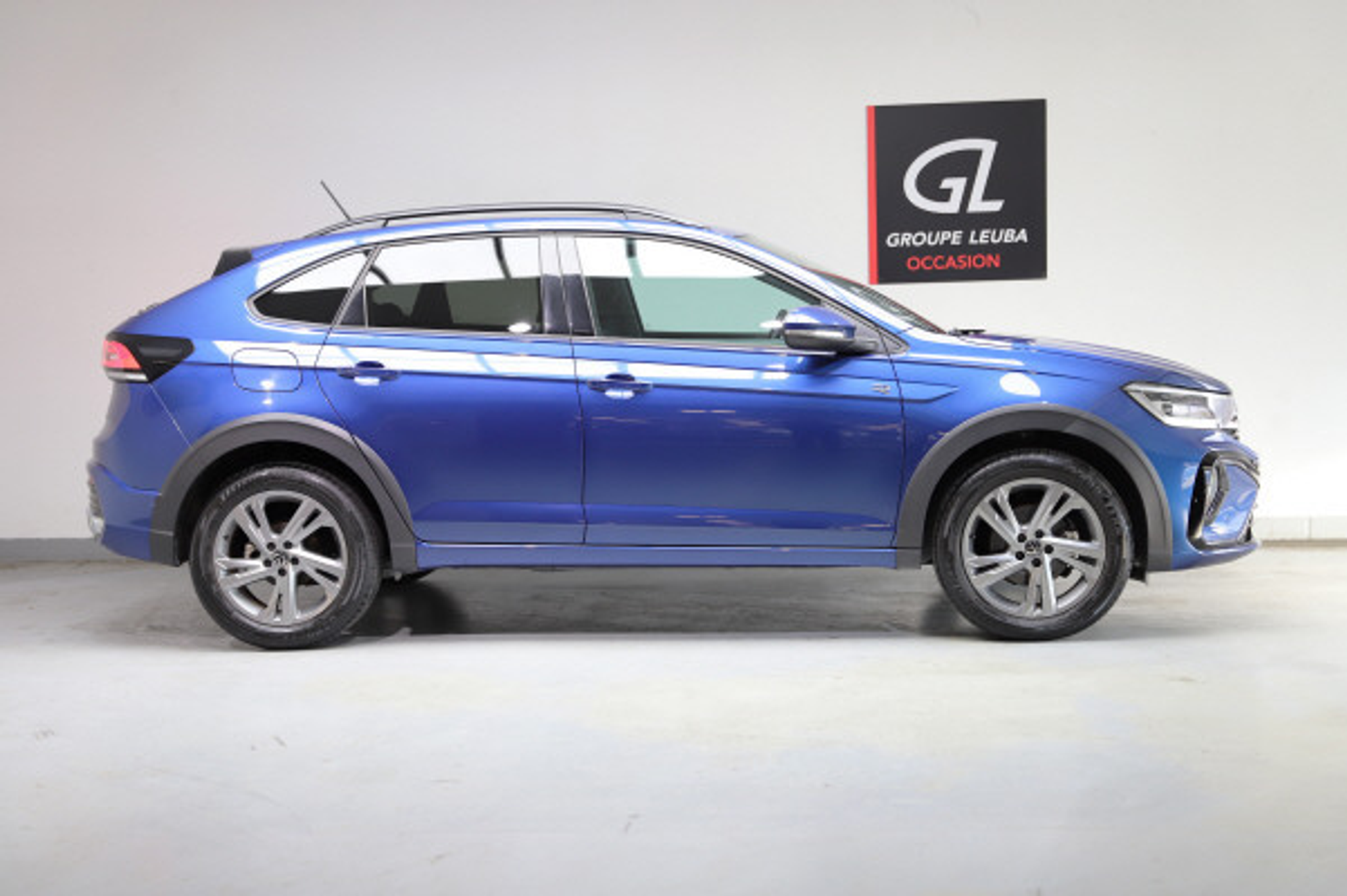 listing desktop thumbnail image 6