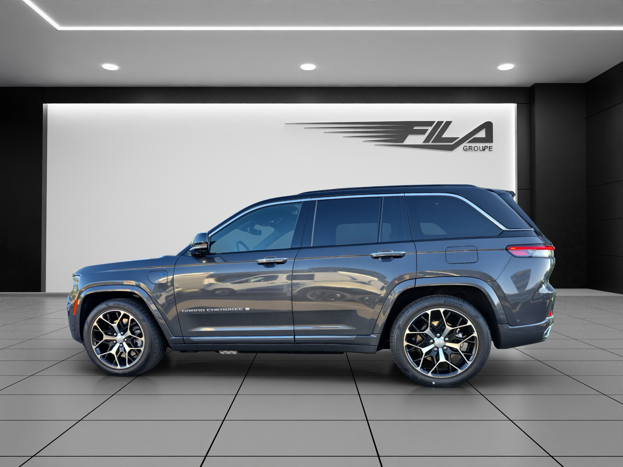 listing desktop thumbnail image 3