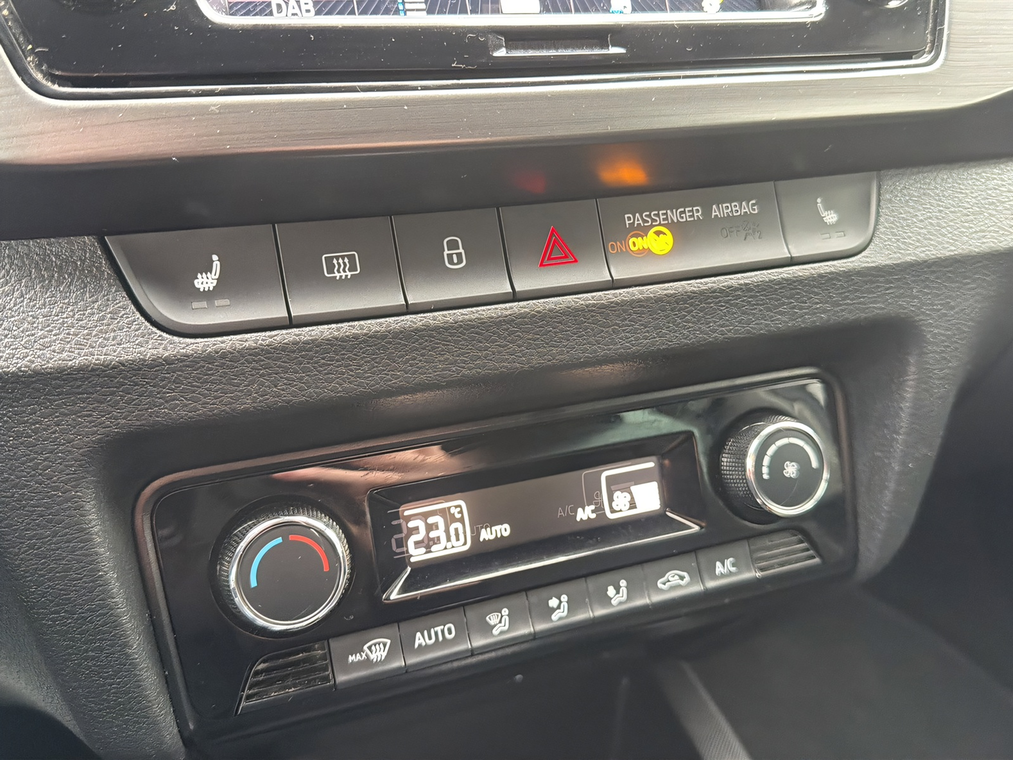 listing desktop thumbnail image 20