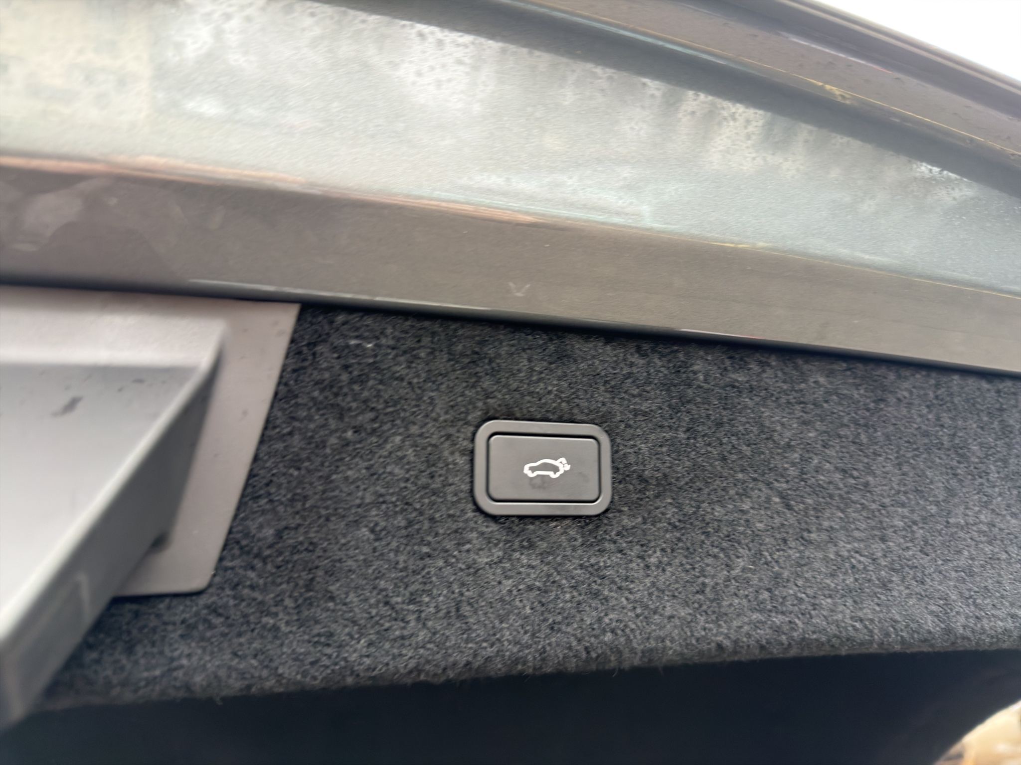 listing desktop thumbnail image 16