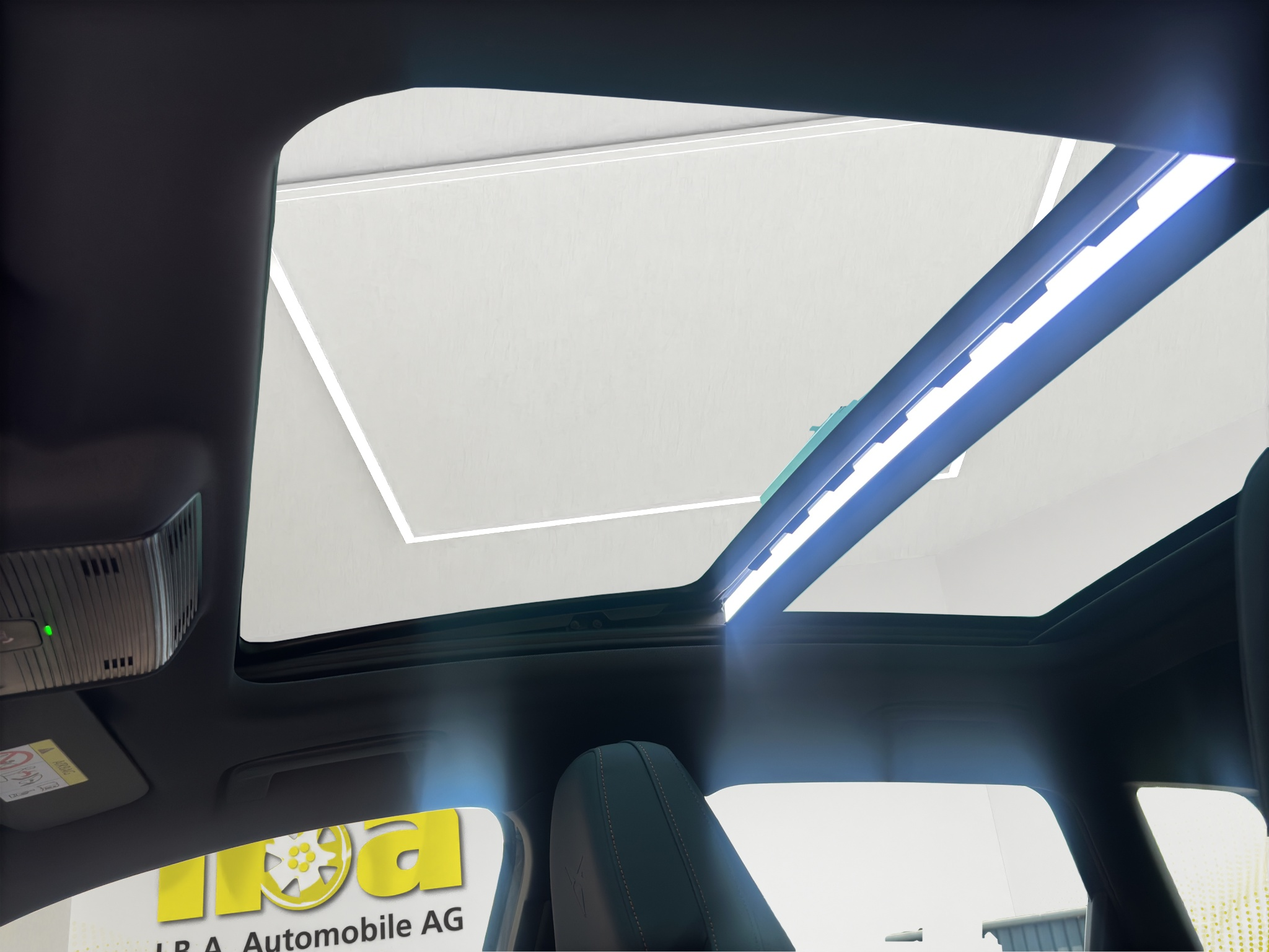 listing desktop thumbnail image 14