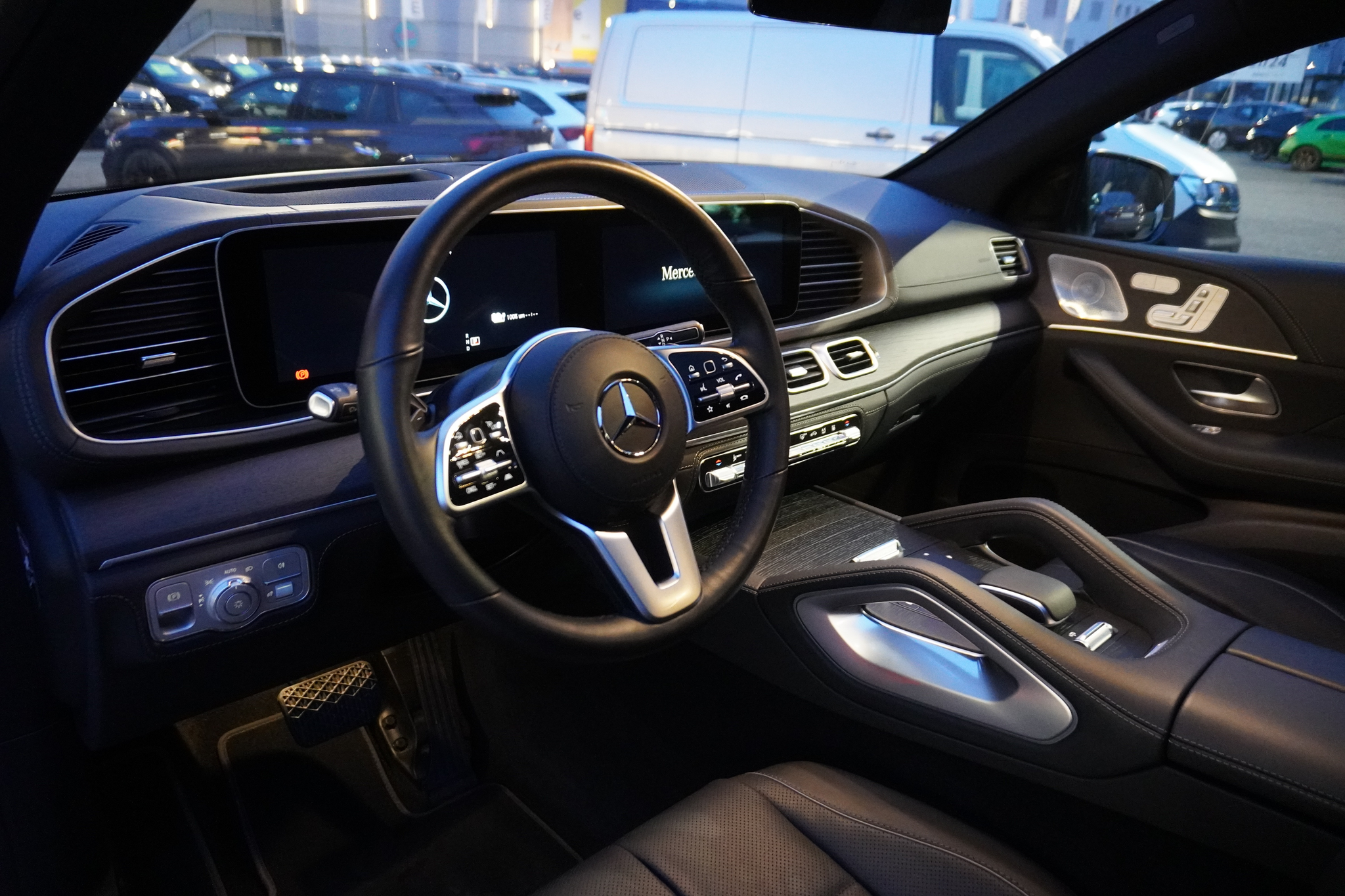 listing desktop thumbnail image 9