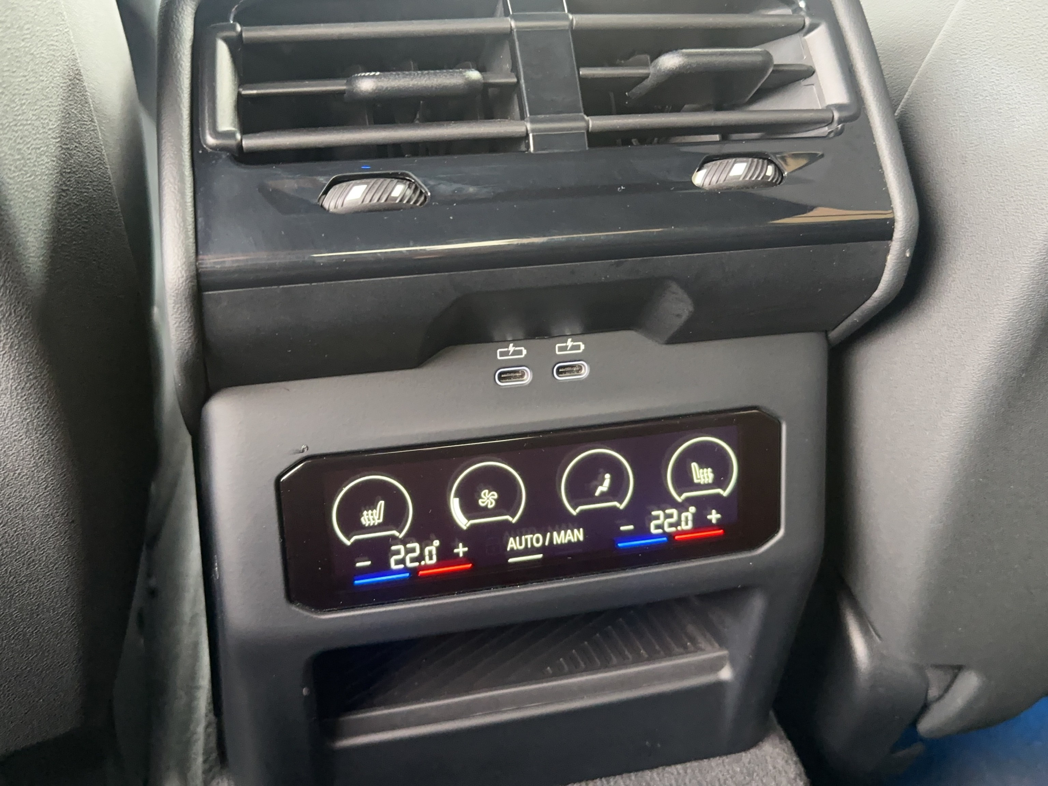 listing desktop thumbnail image 19