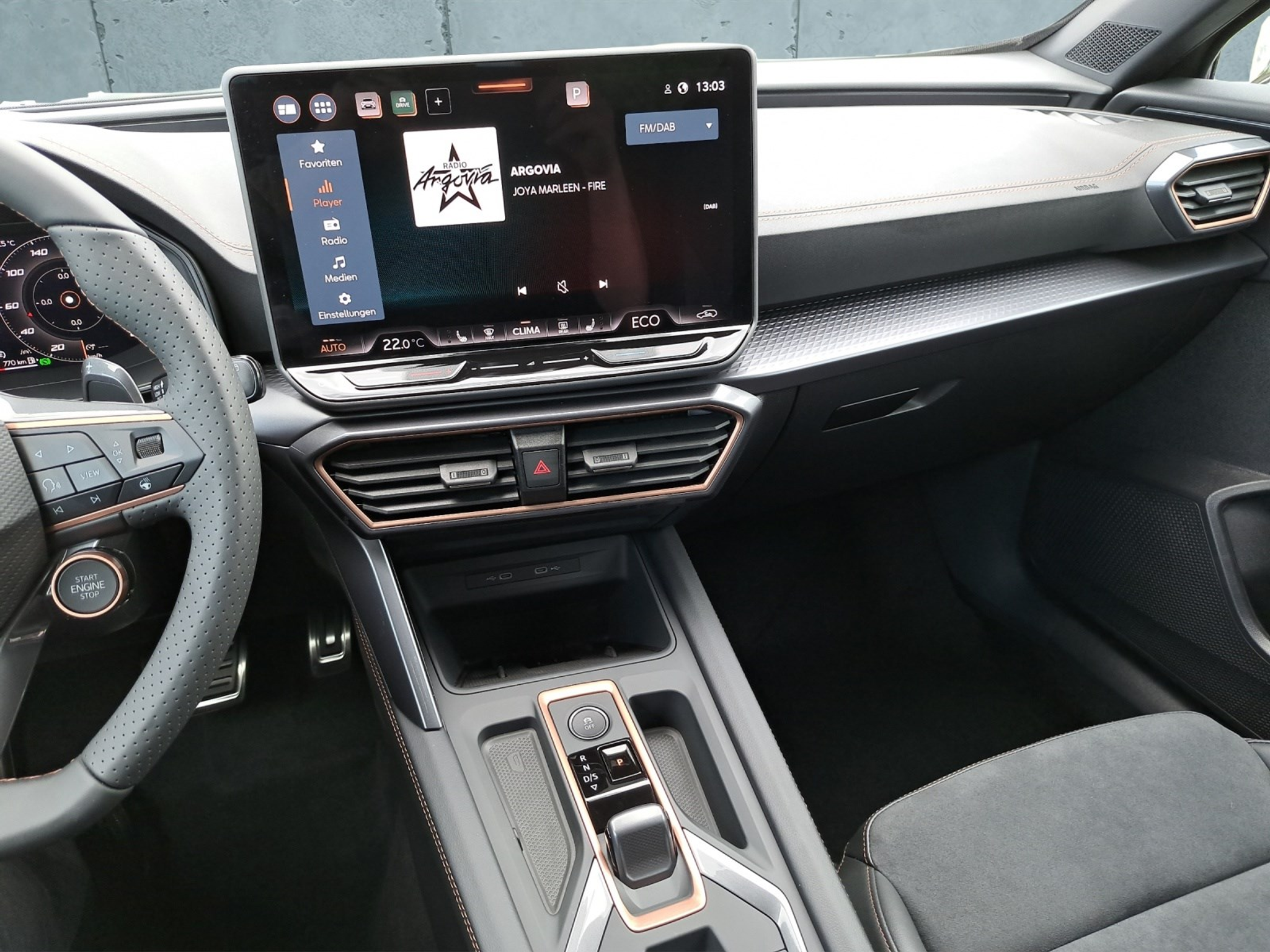 listing desktop thumbnail image 12