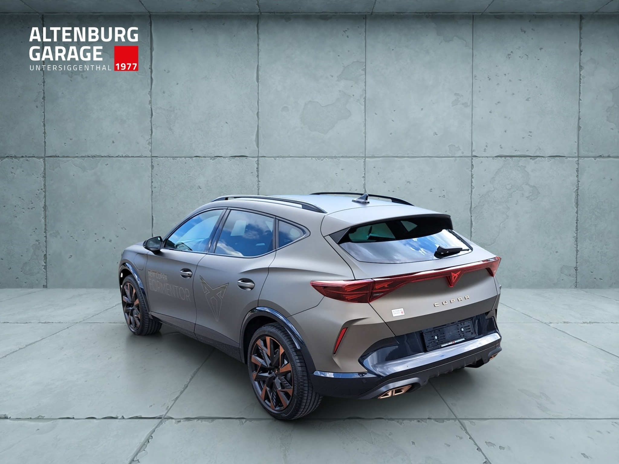 listing desktop thumbnail image 2