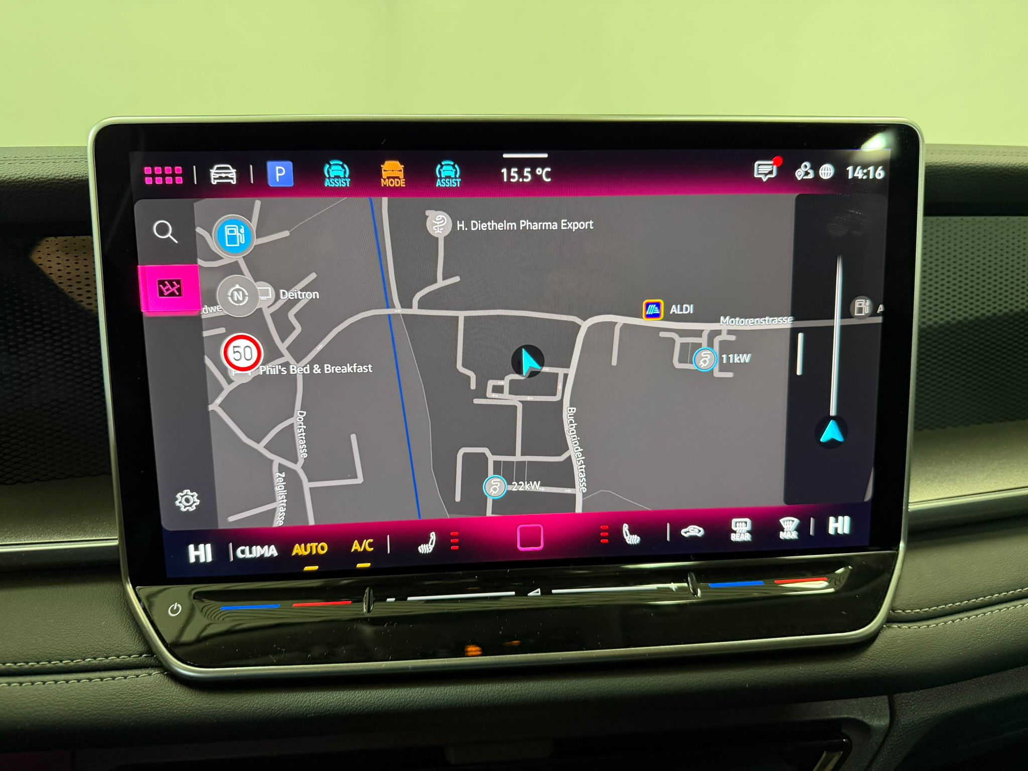 listing desktop thumbnail image 12