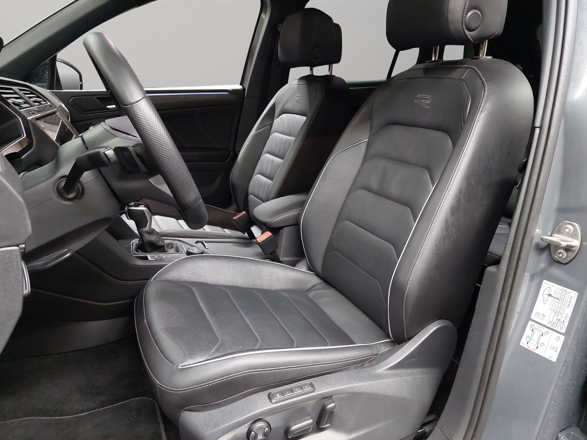 listing desktop thumbnail image 5