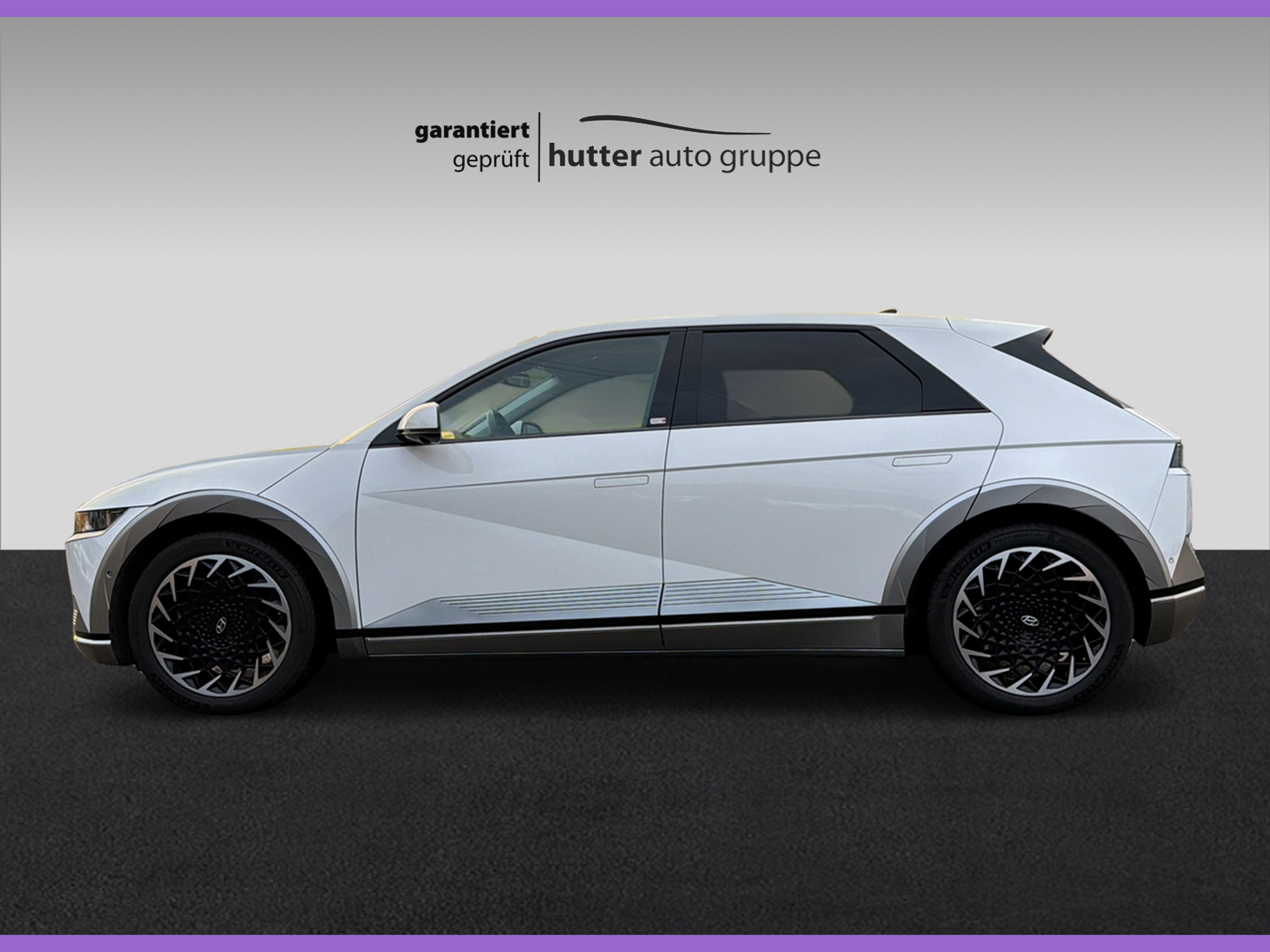 listing desktop thumbnail image 3