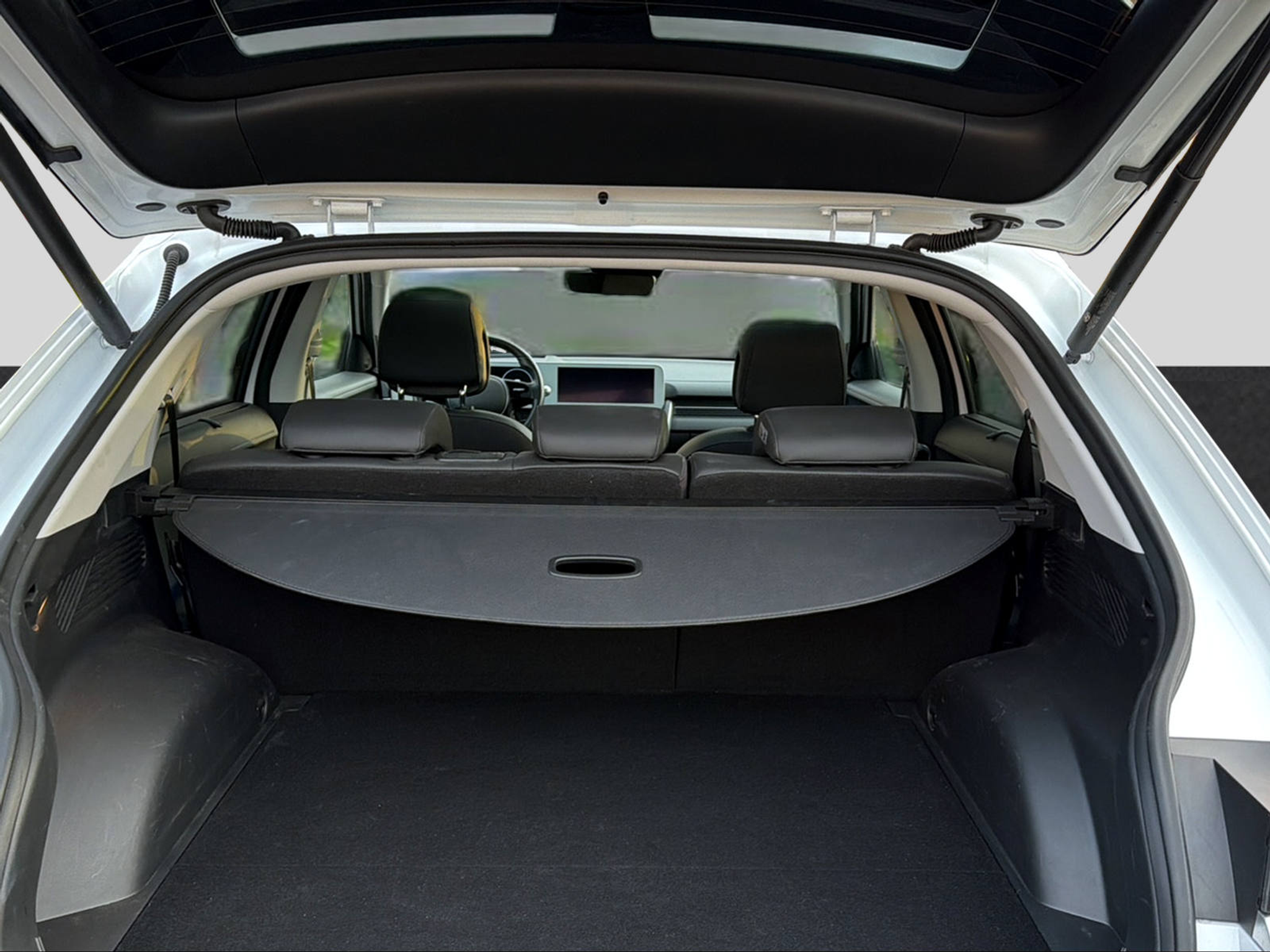 listing desktop thumbnail image 8