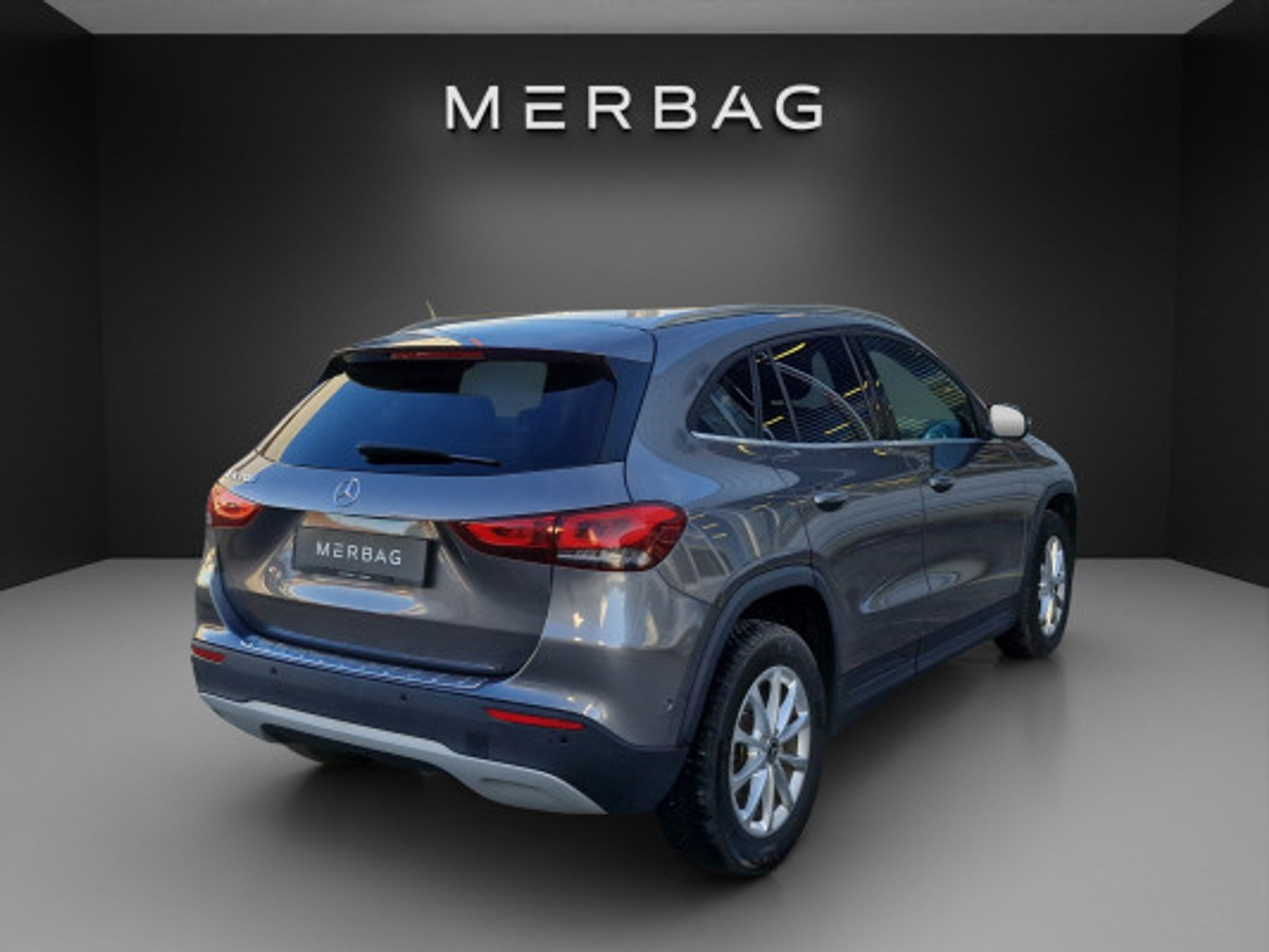 listing desktop thumbnail image 4