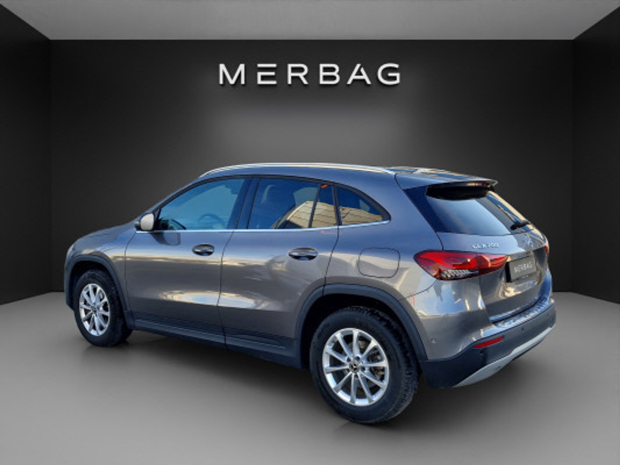 listing desktop thumbnail image 3