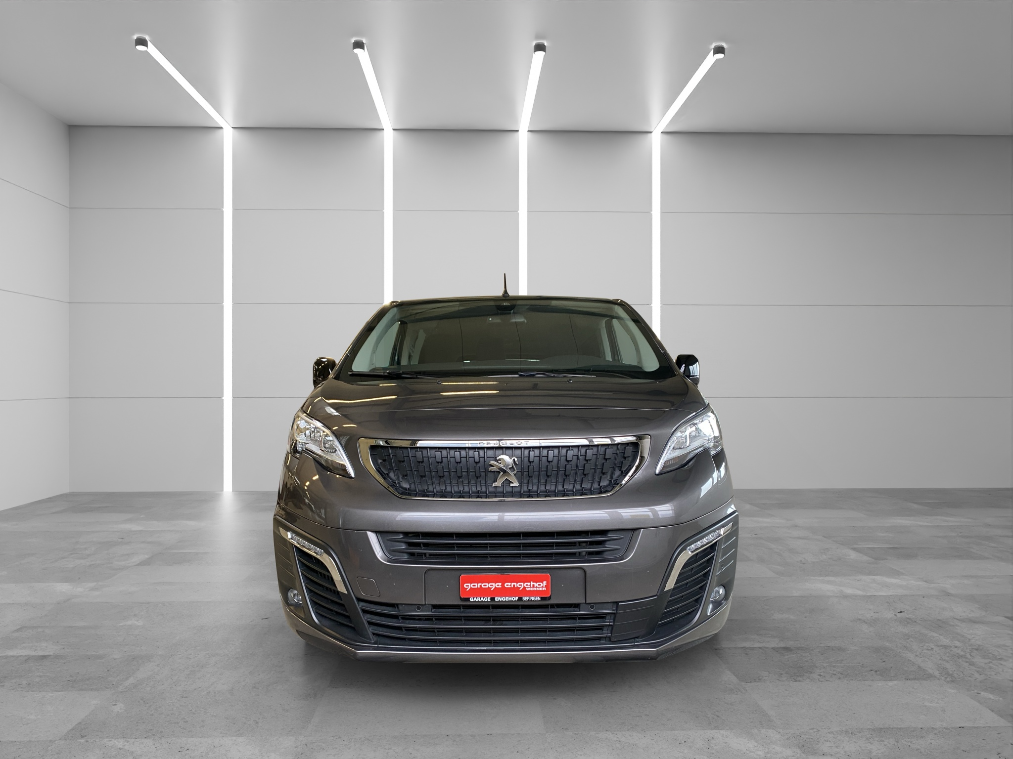 listing desktop thumbnail image 1