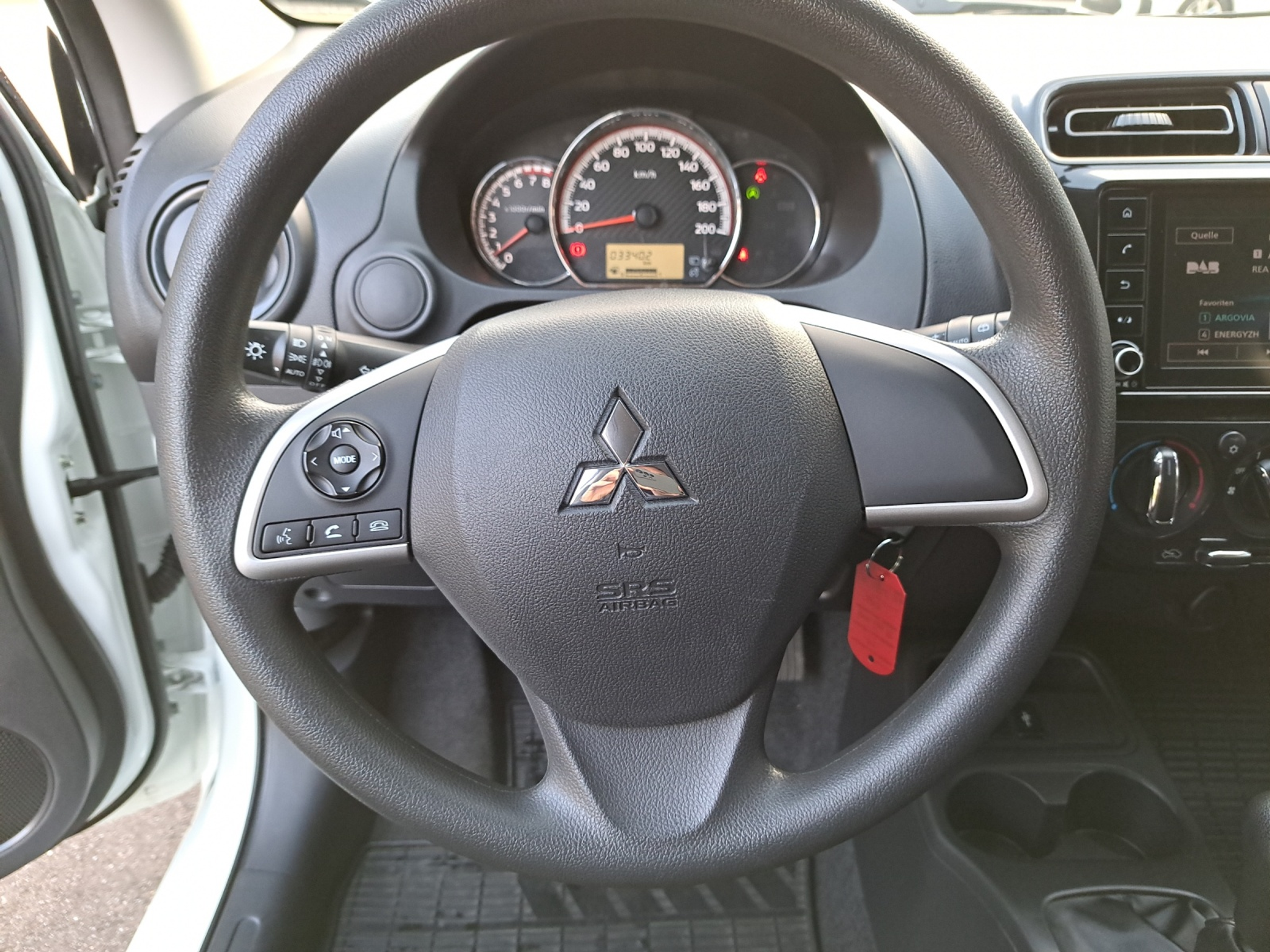 listing desktop thumbnail image 12