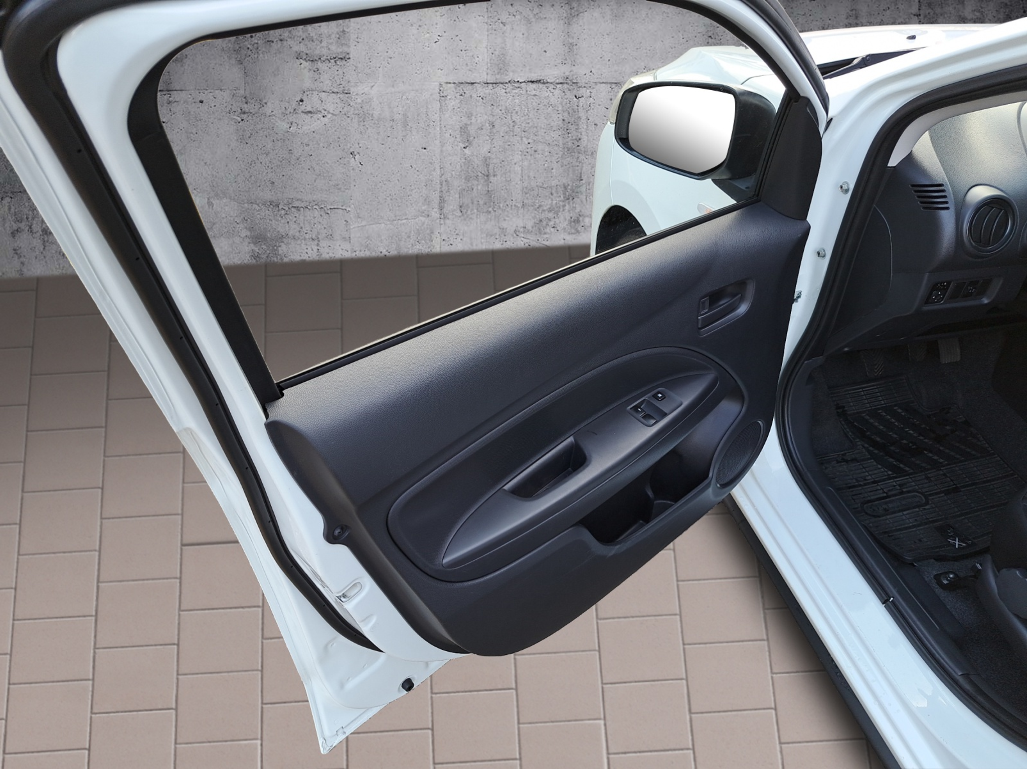 listing desktop thumbnail image 14