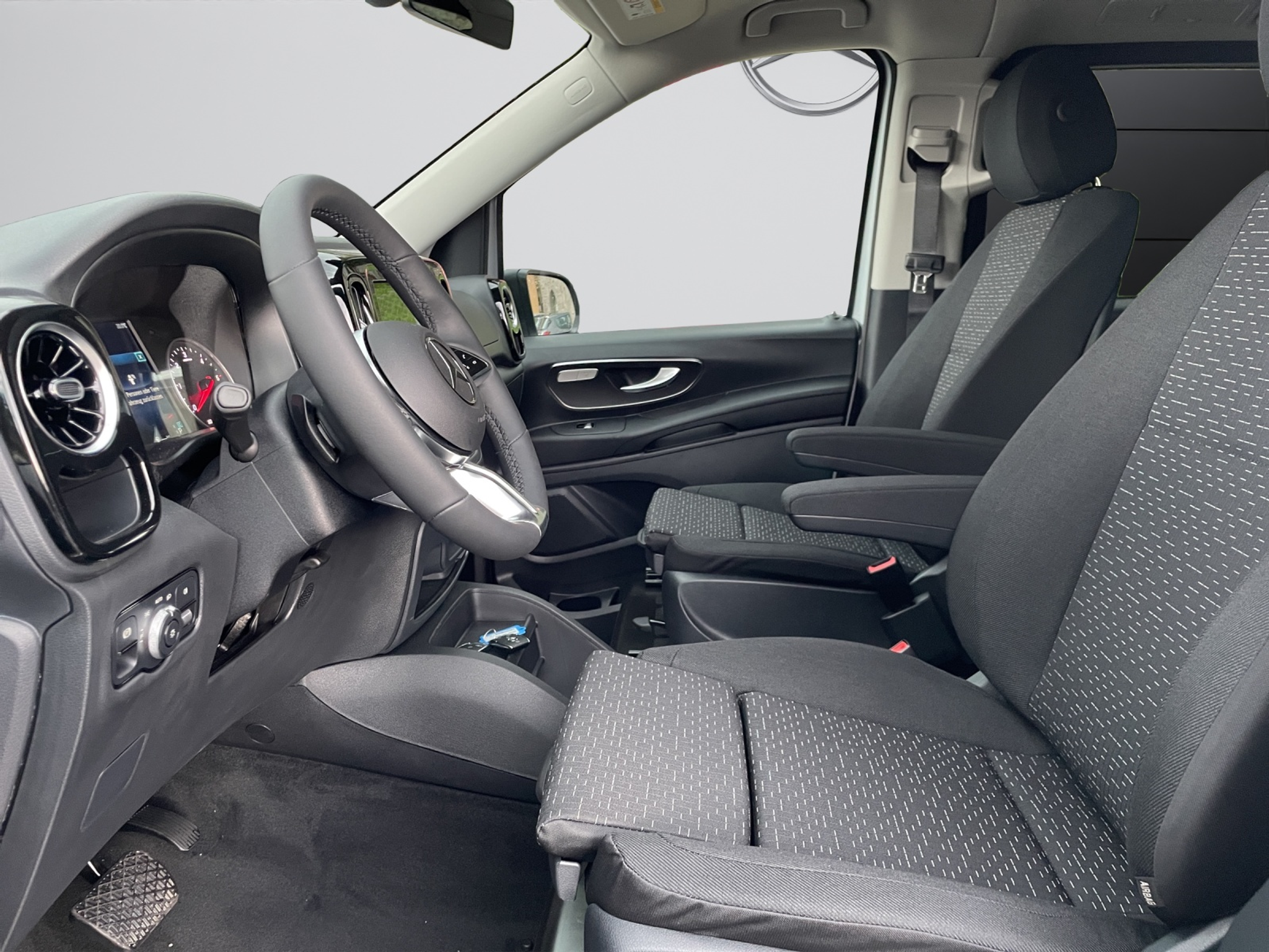 listing desktop thumbnail image 4