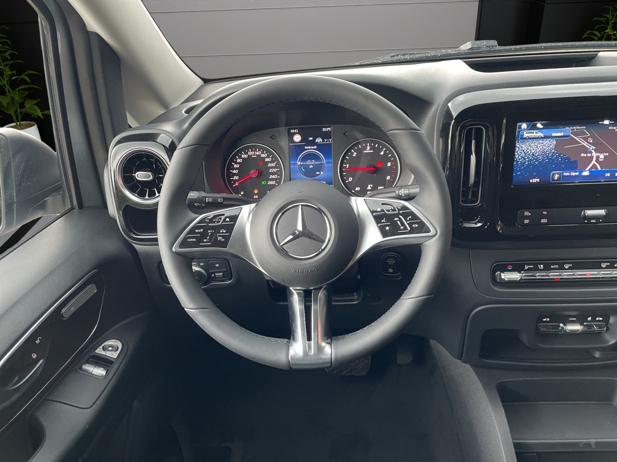 listing desktop thumbnail image 13