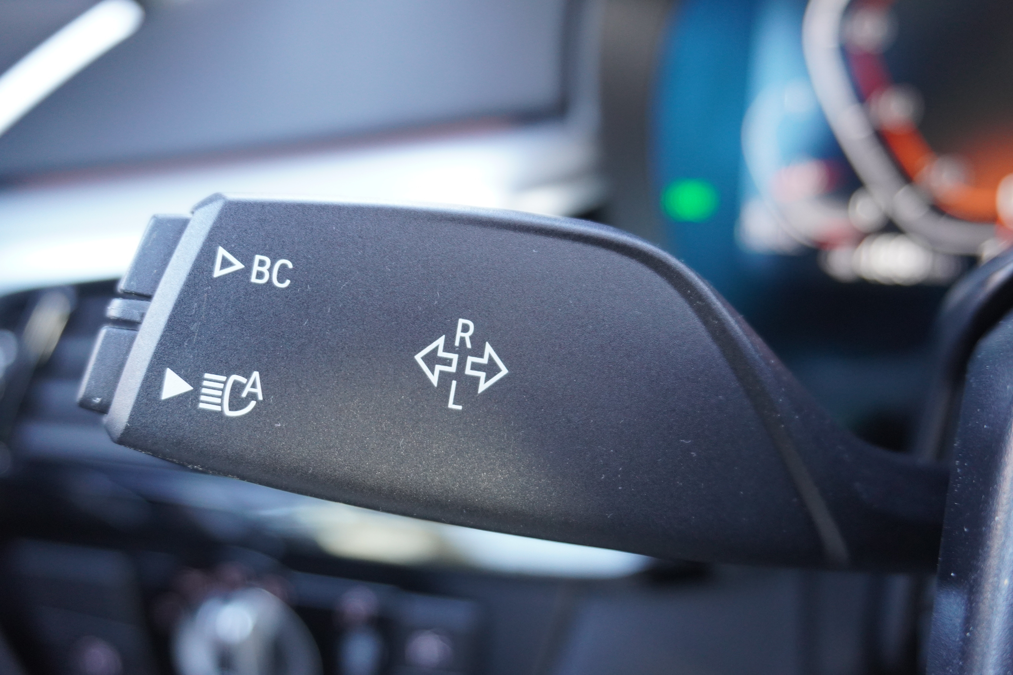 listing desktop thumbnail image 16