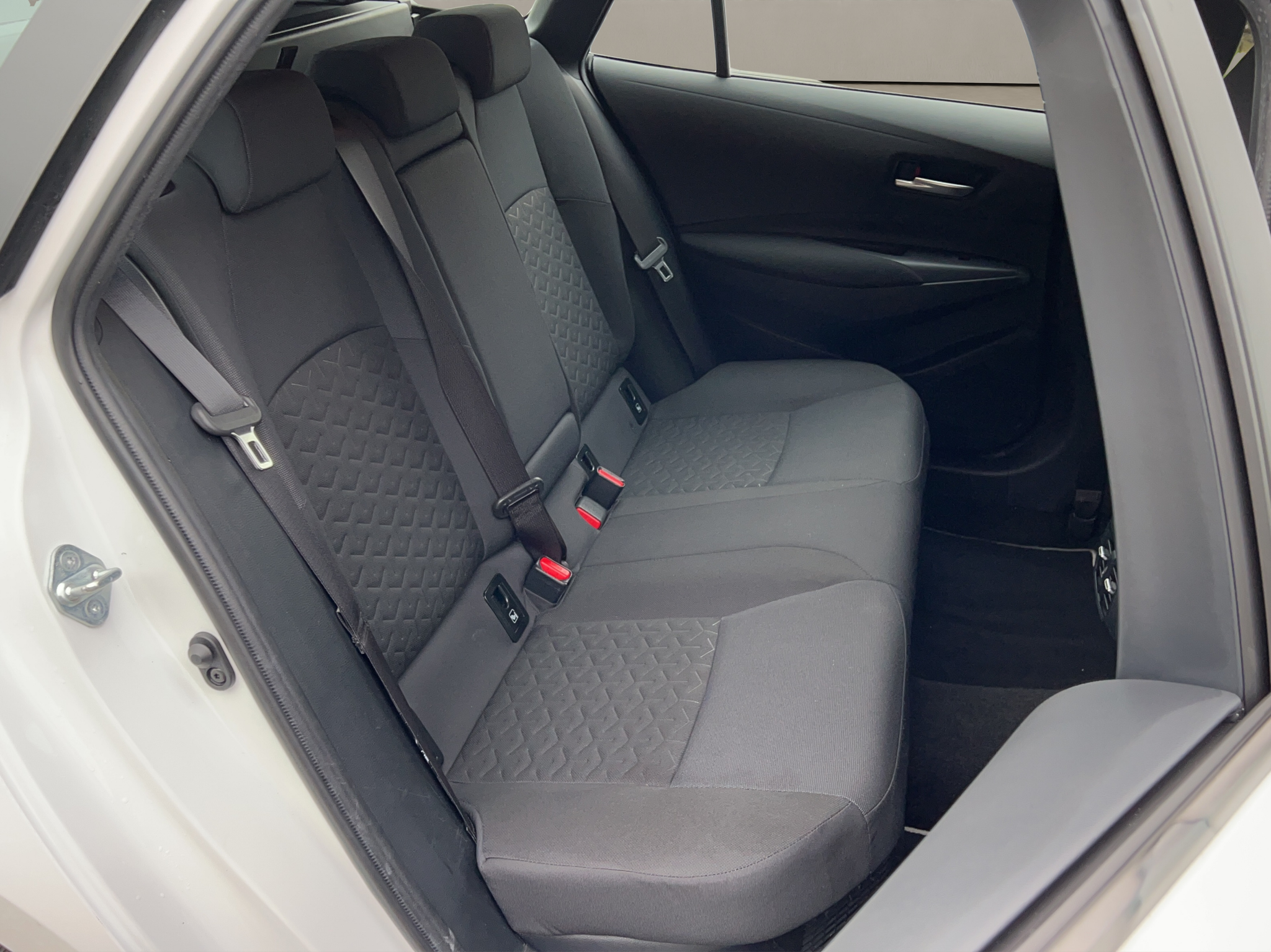 listing desktop thumbnail image 14